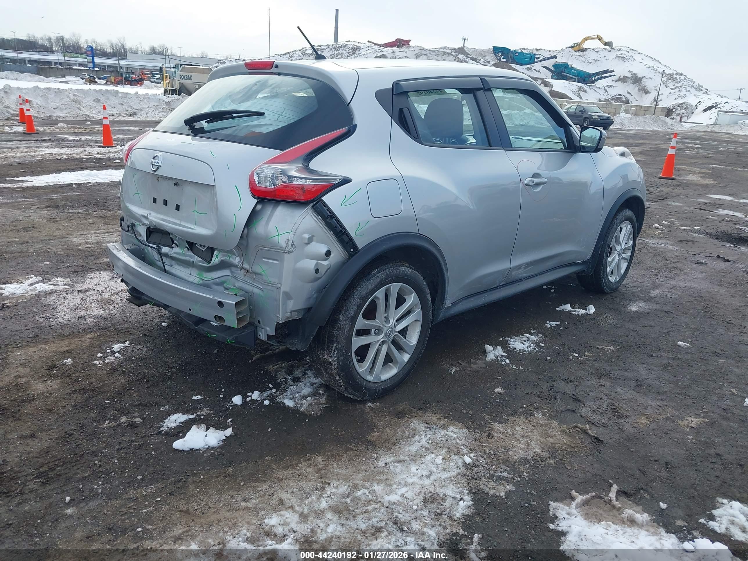 NISSAN JUKE image 4