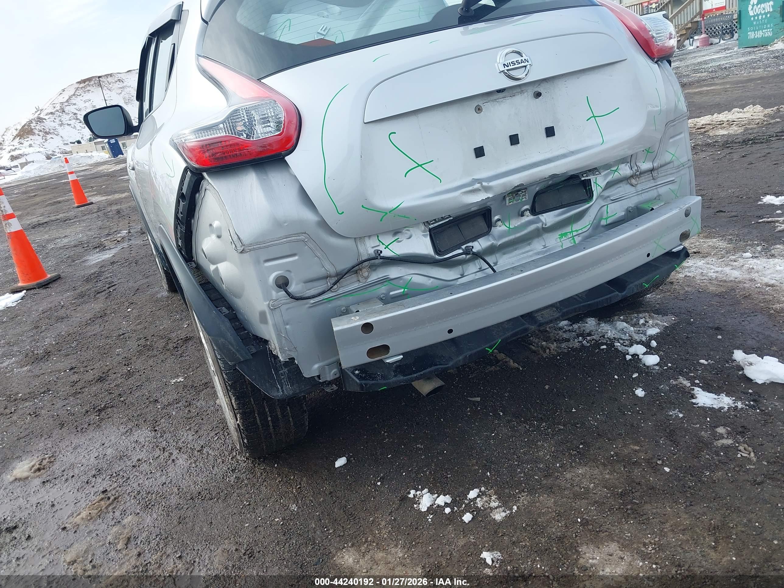 NISSAN JUKE image 6