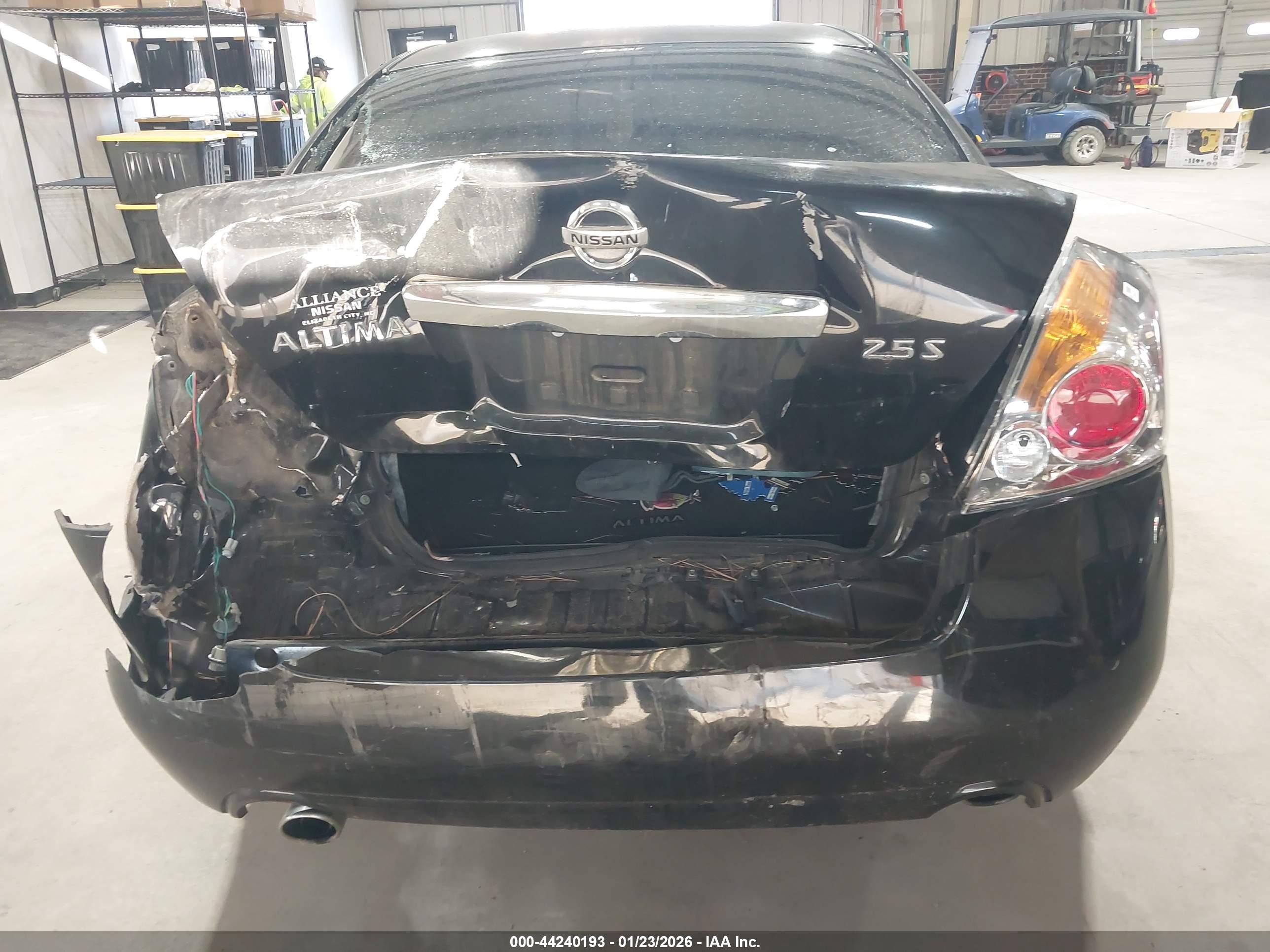 NISSAN ALTIMA image 6