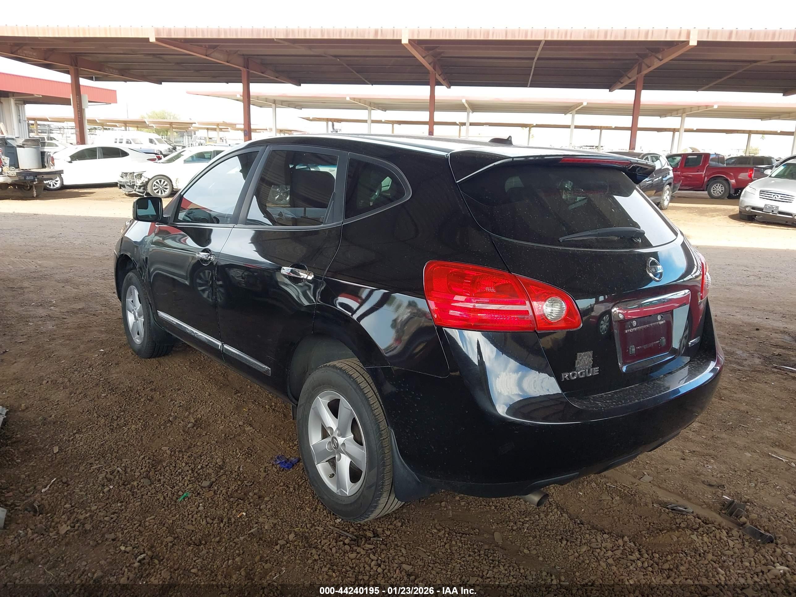 NISSAN ROGUE image 3