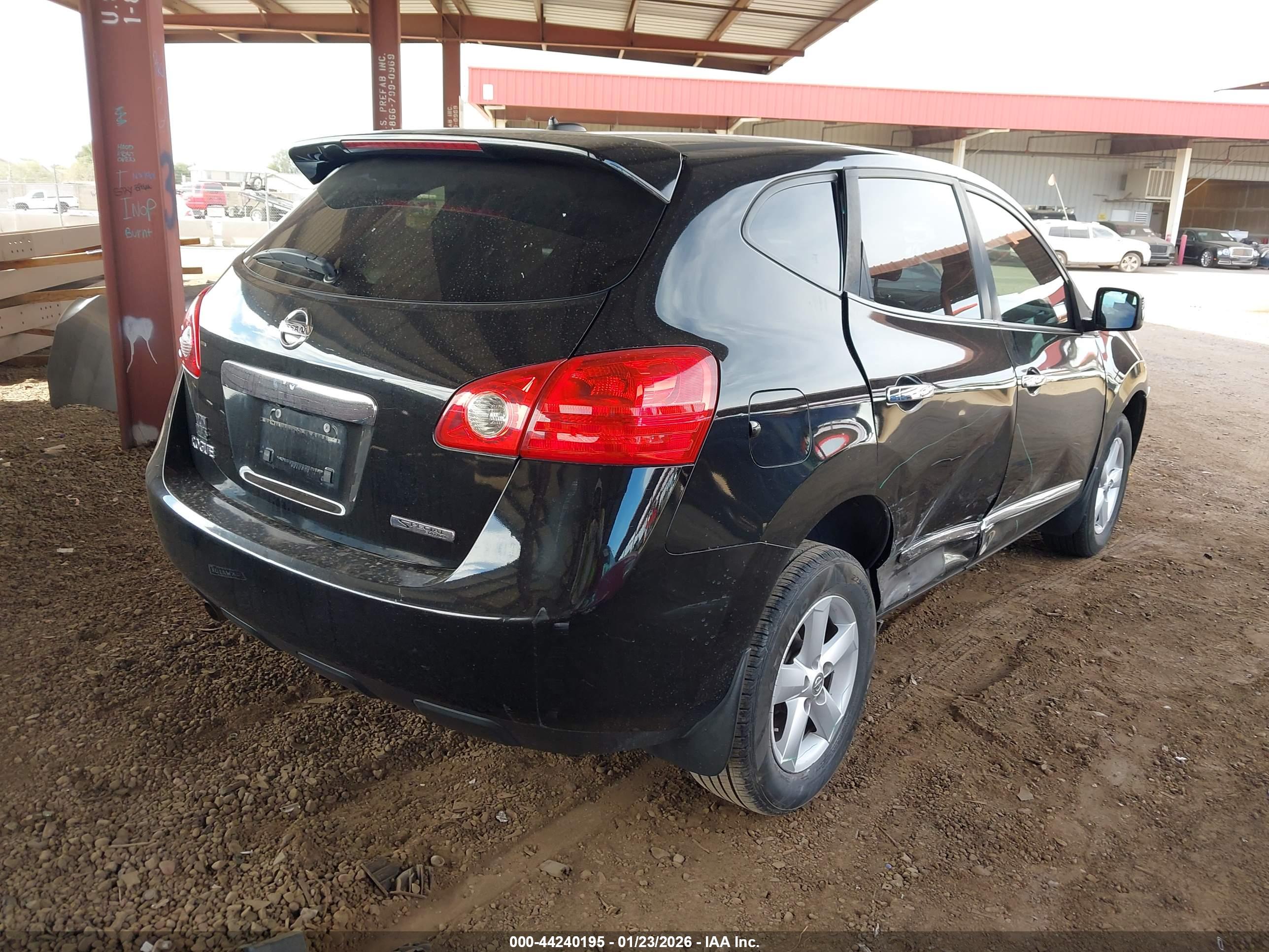 NISSAN ROGUE image 4