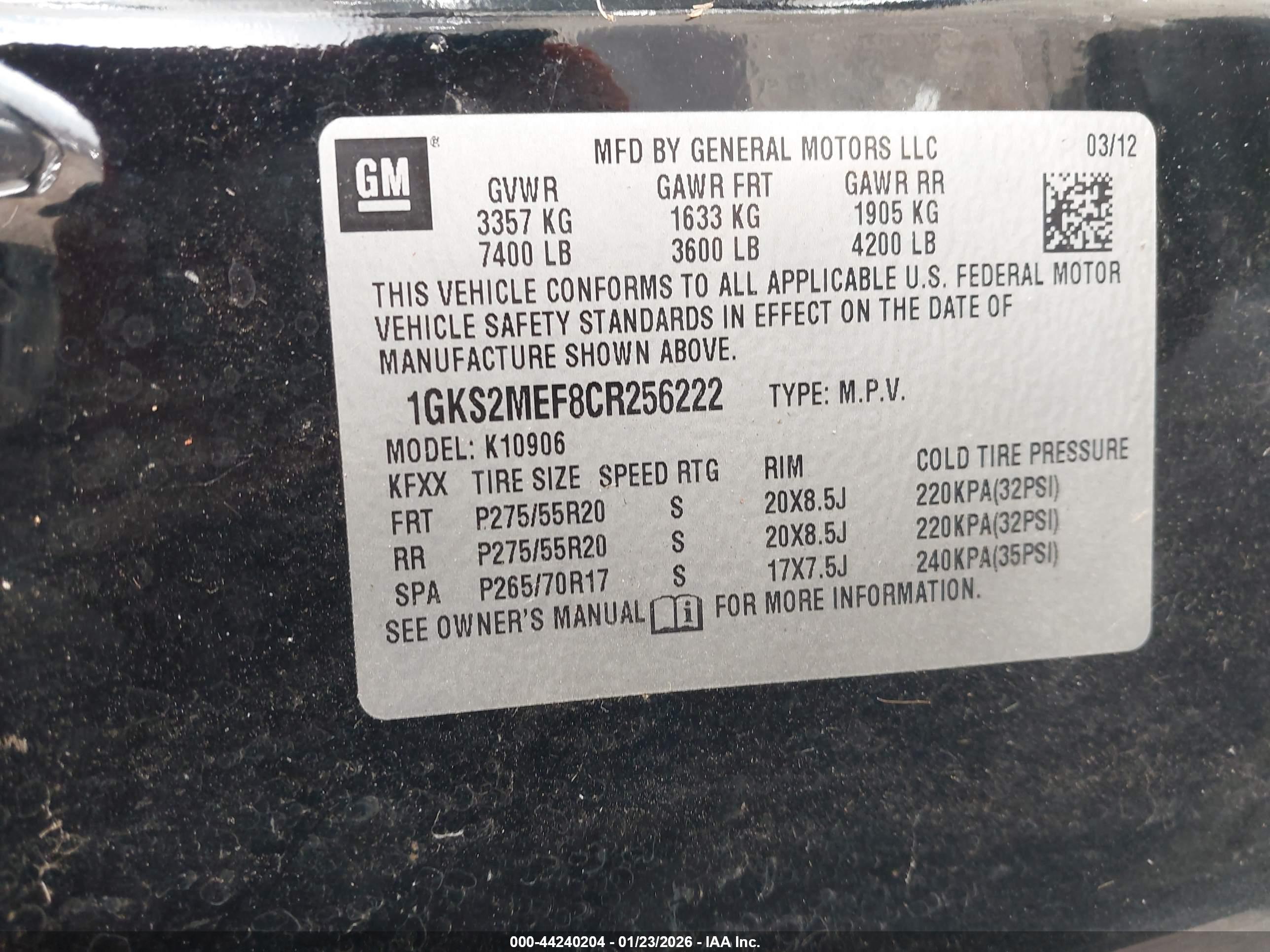 GMC YUKON image 9