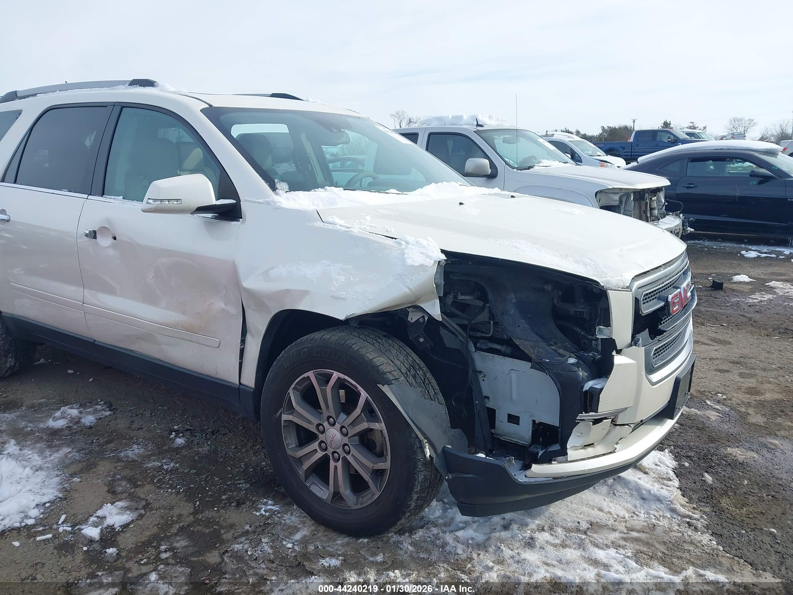 GMC ACADIA image 6