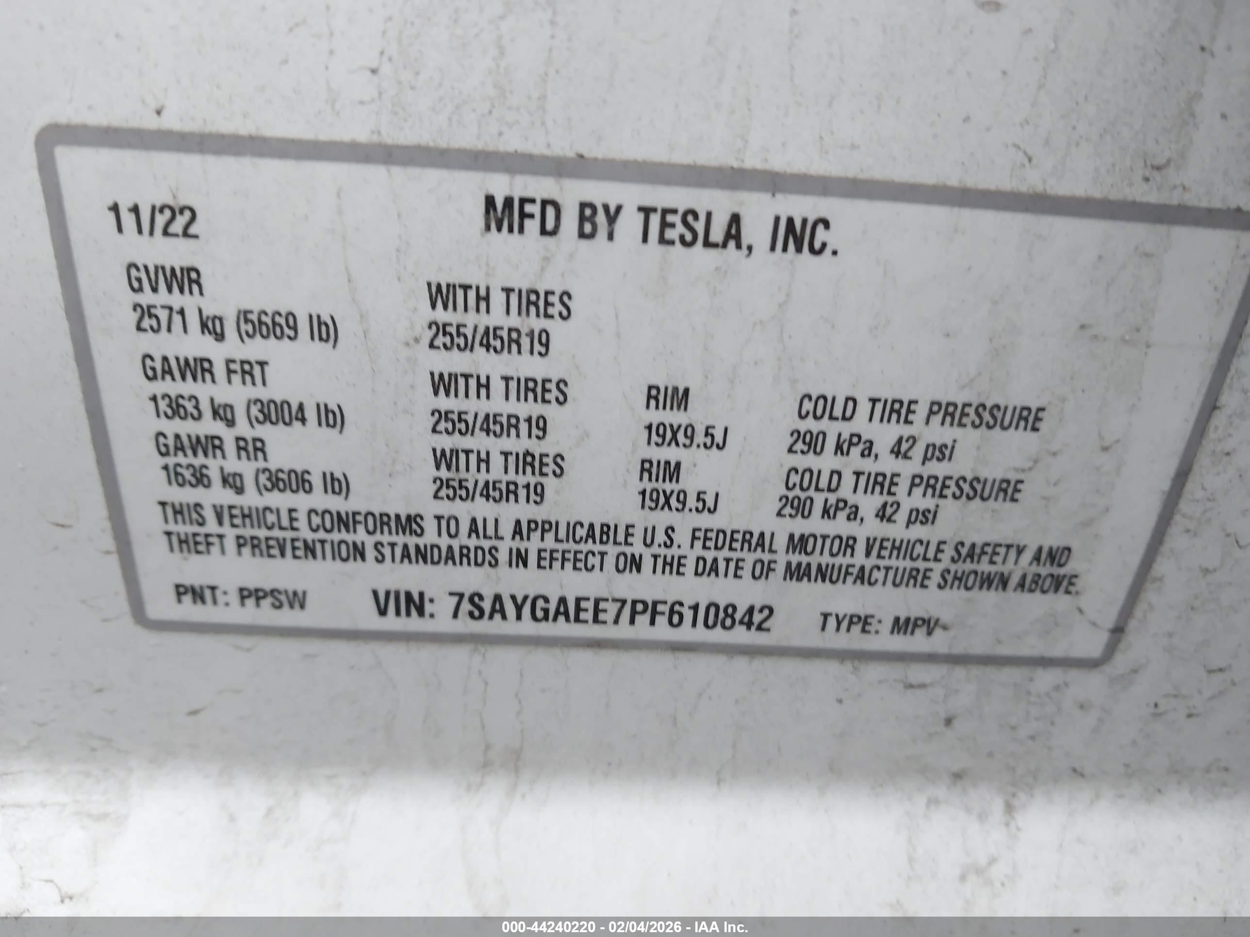 TESLA MODEL image 9