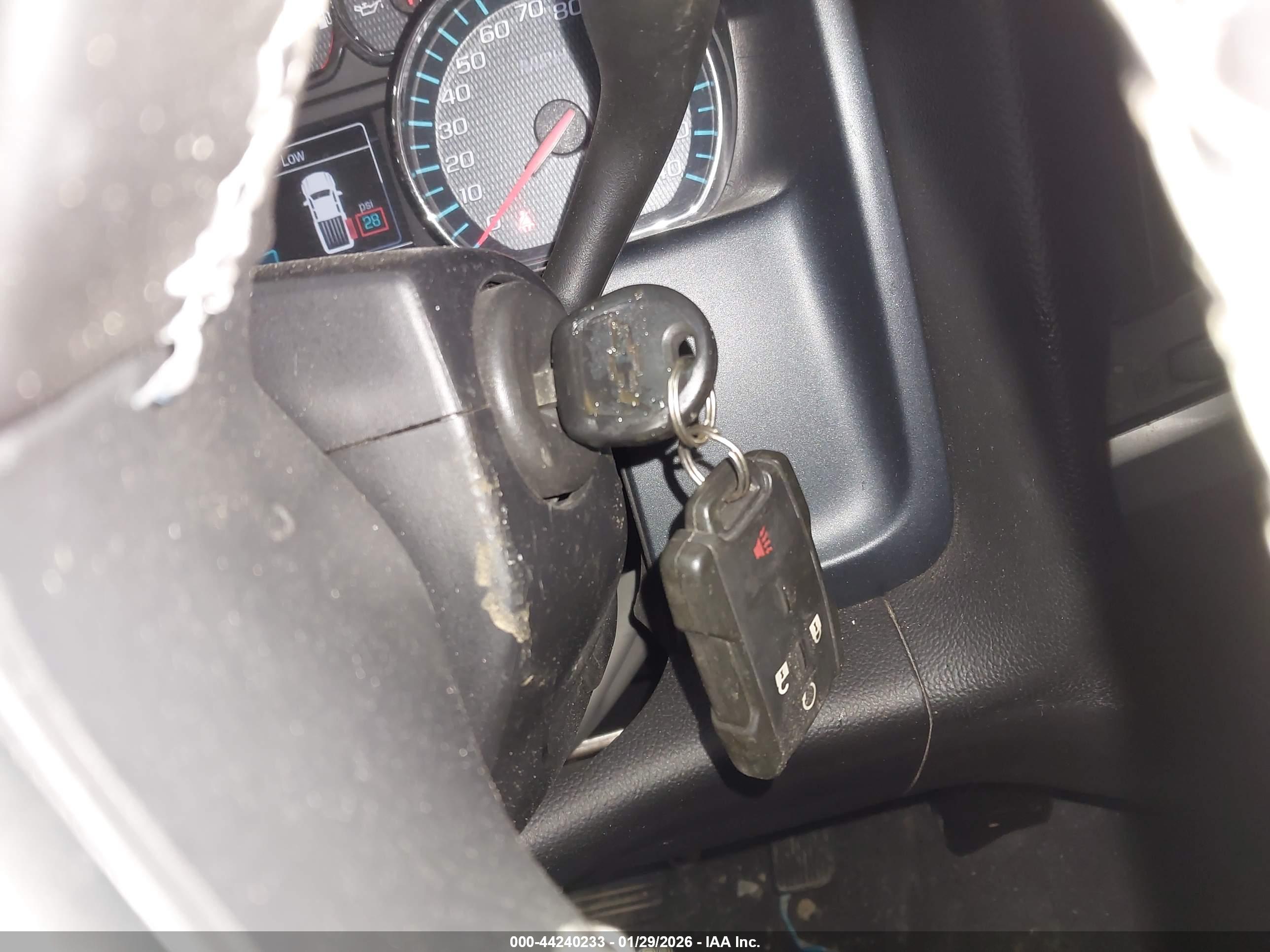 CHEVROLET SILVERADO image 11