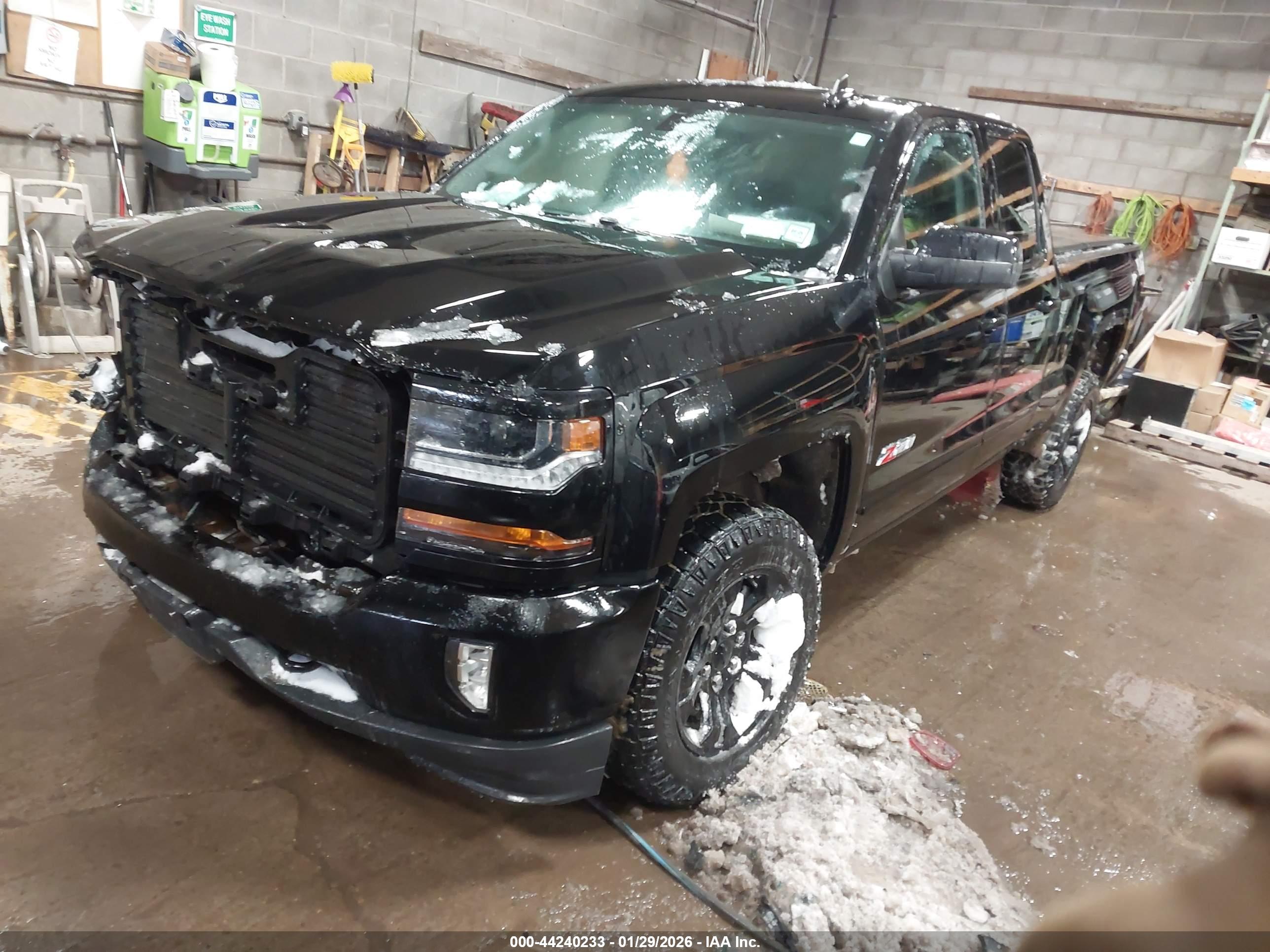 CHEVROLET SILVERADO image 2