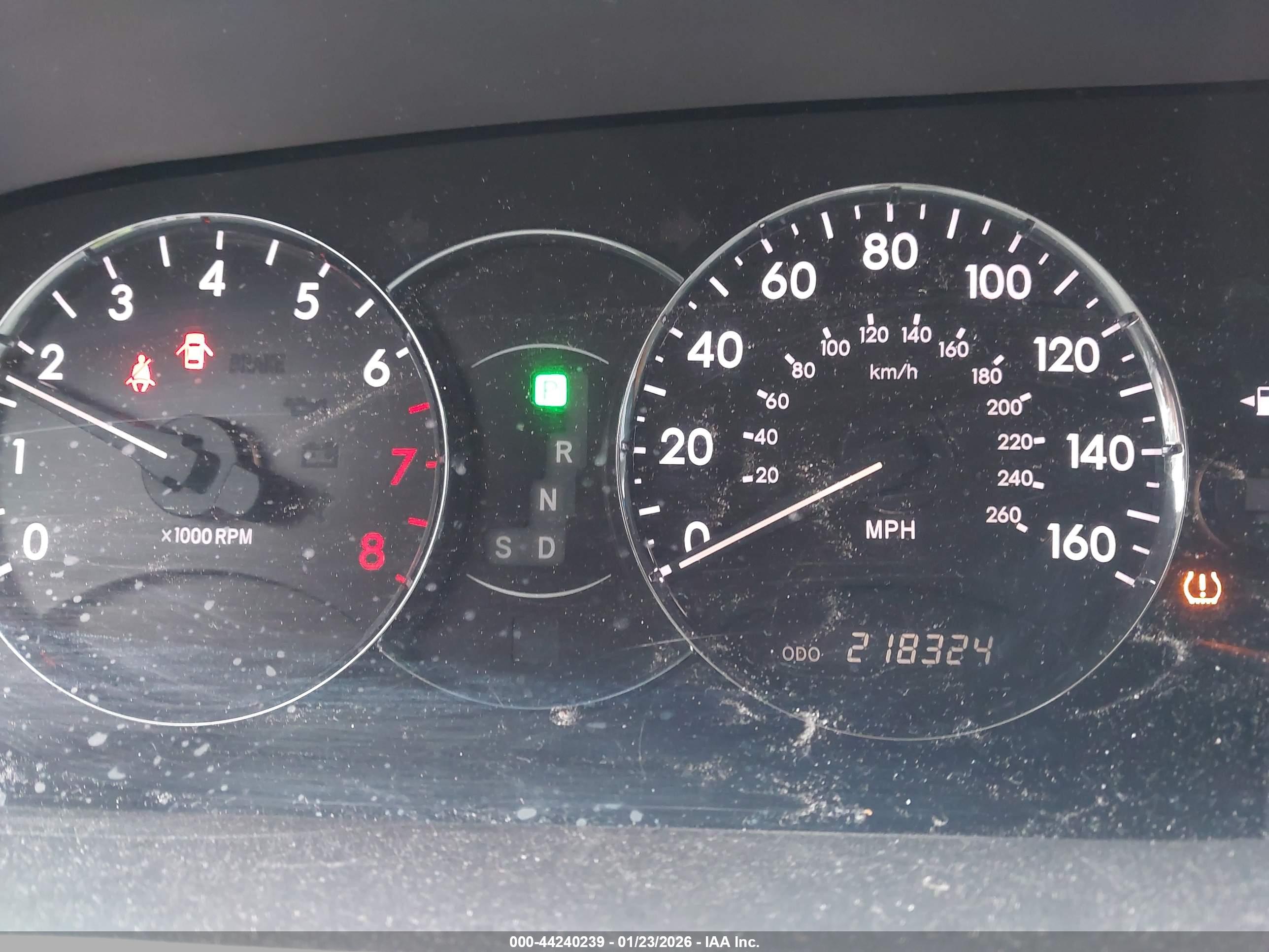 TOYOTA AVALON image 7