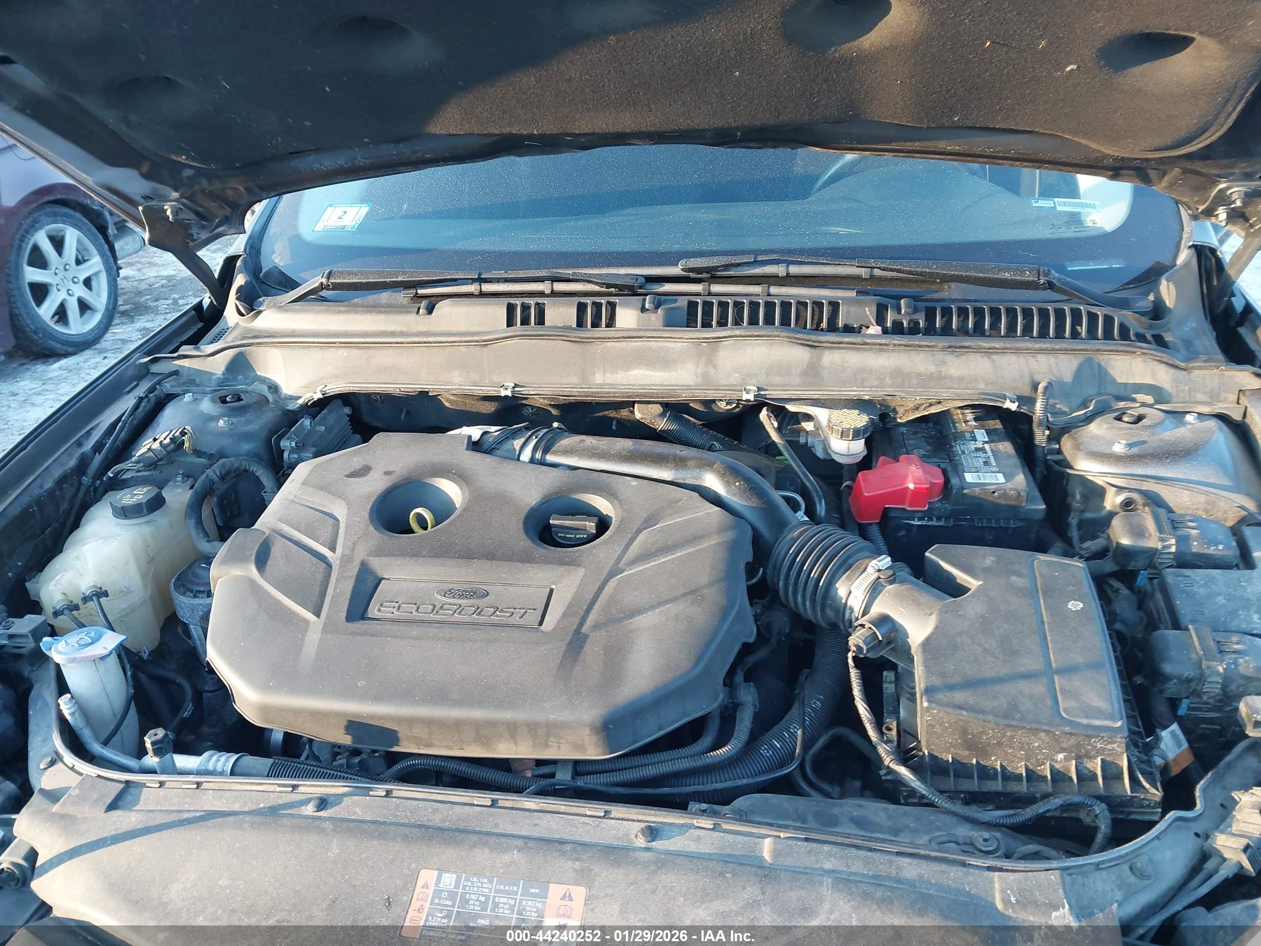 FORD FUSION image 10