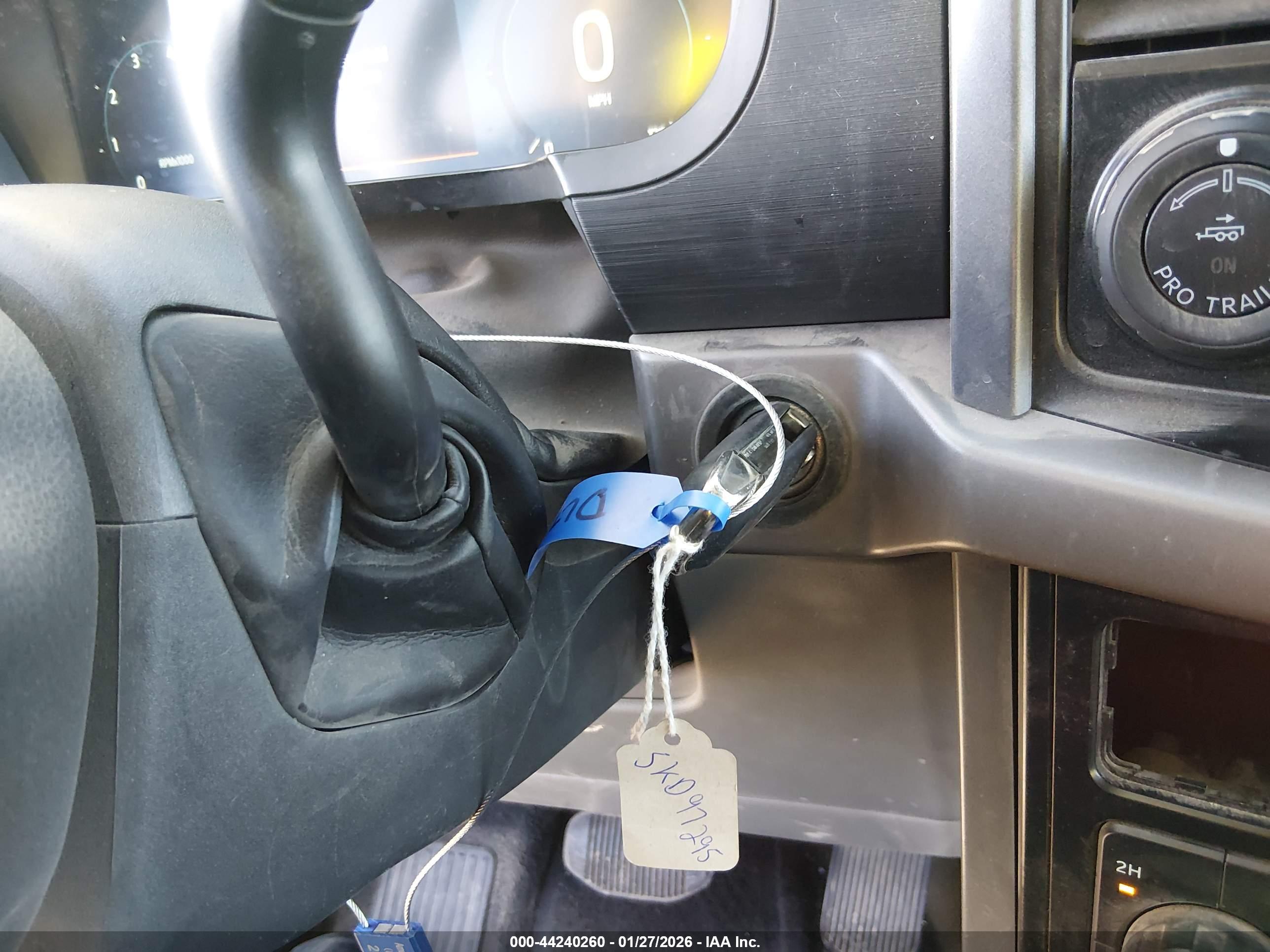 FORD F-150 image 11