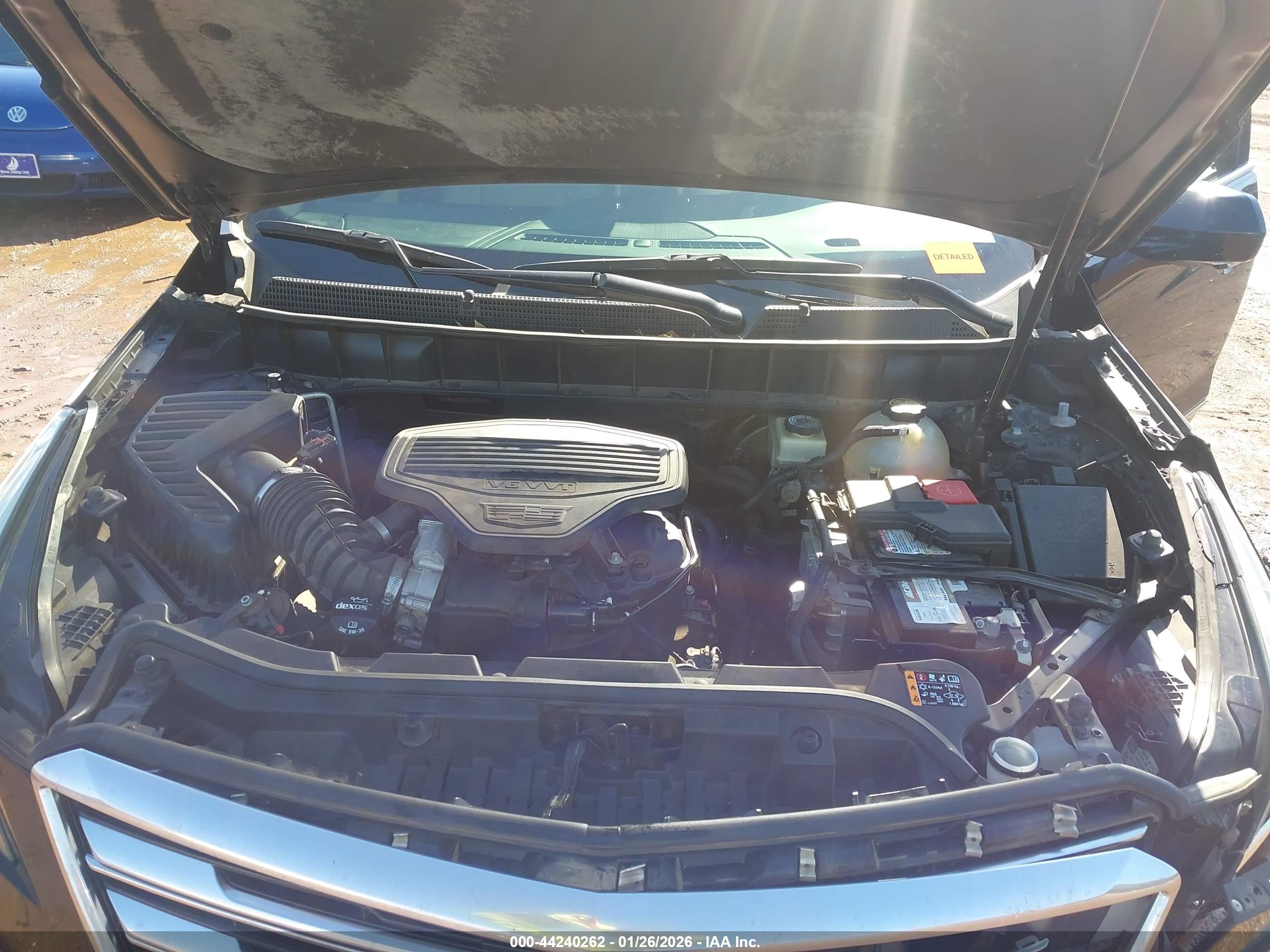 CADILLAC XT5 image 10