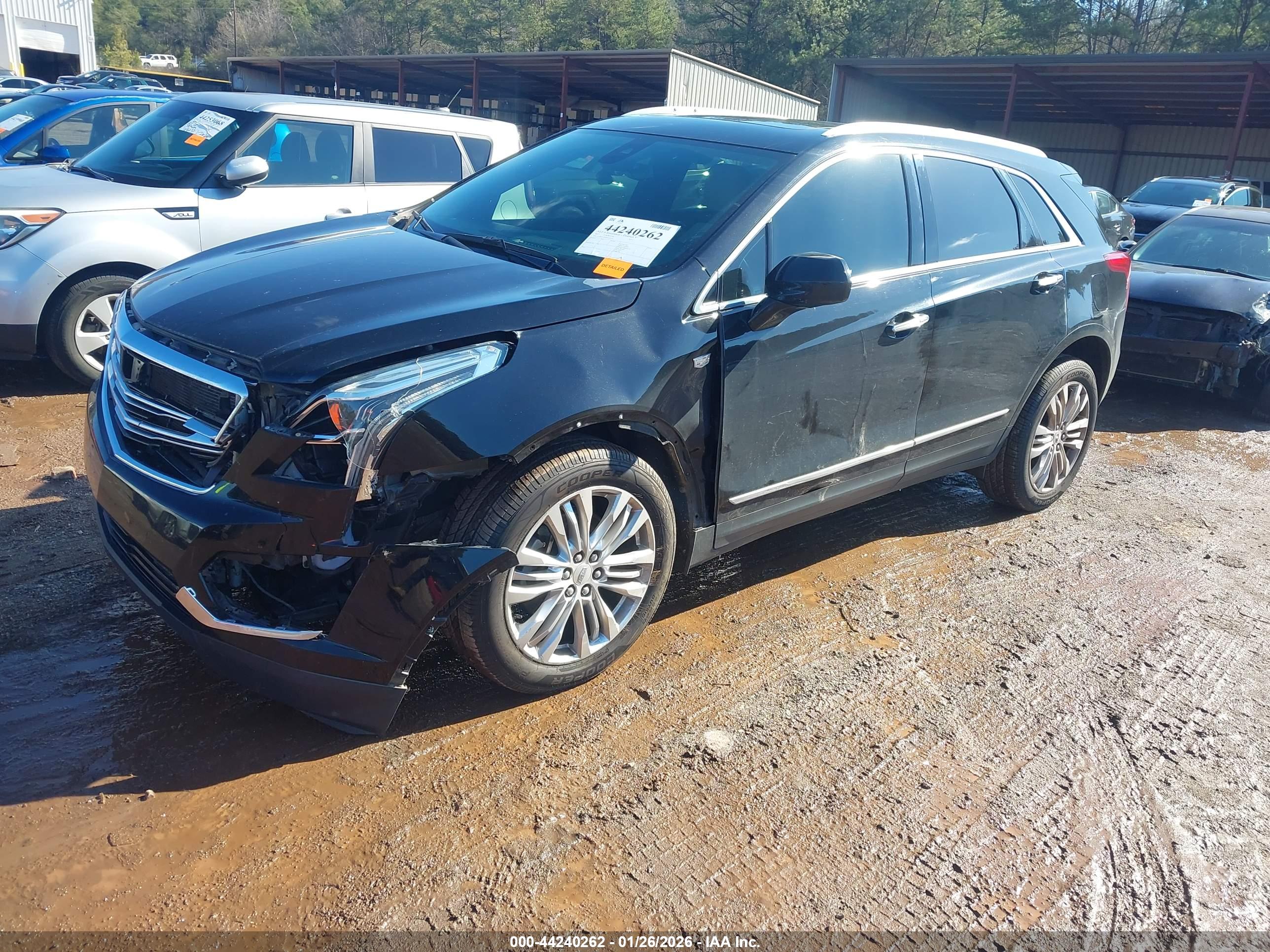 CADILLAC XT5 image 2
