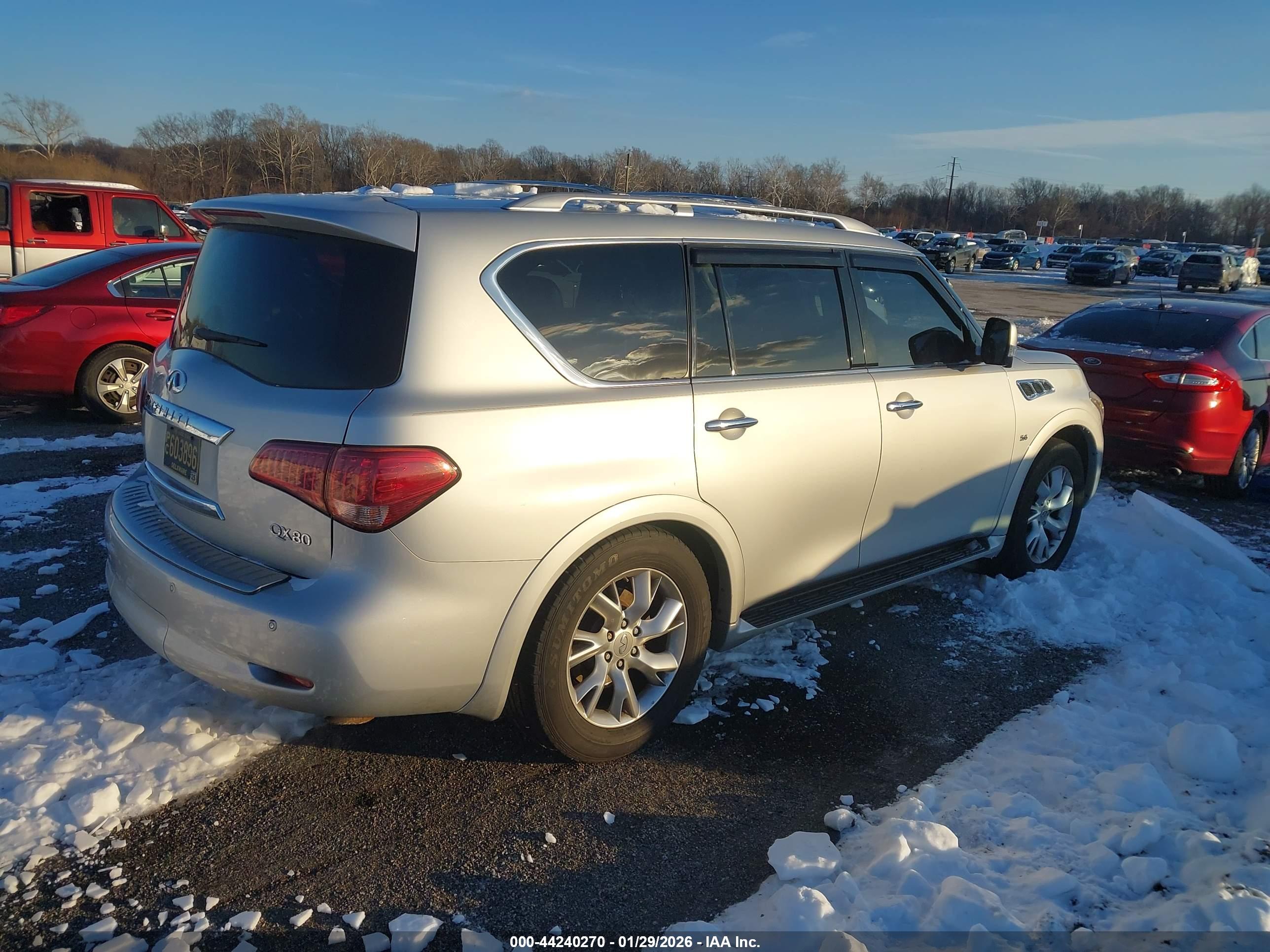 INFINITI QX80 image 4