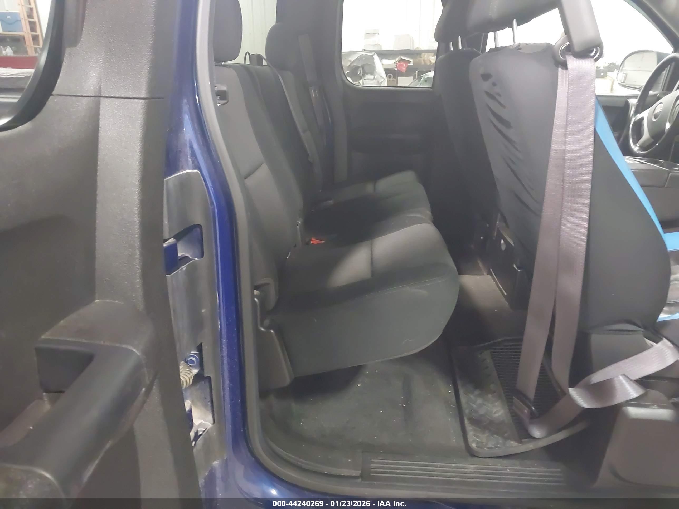 GMC SIERRA image 8