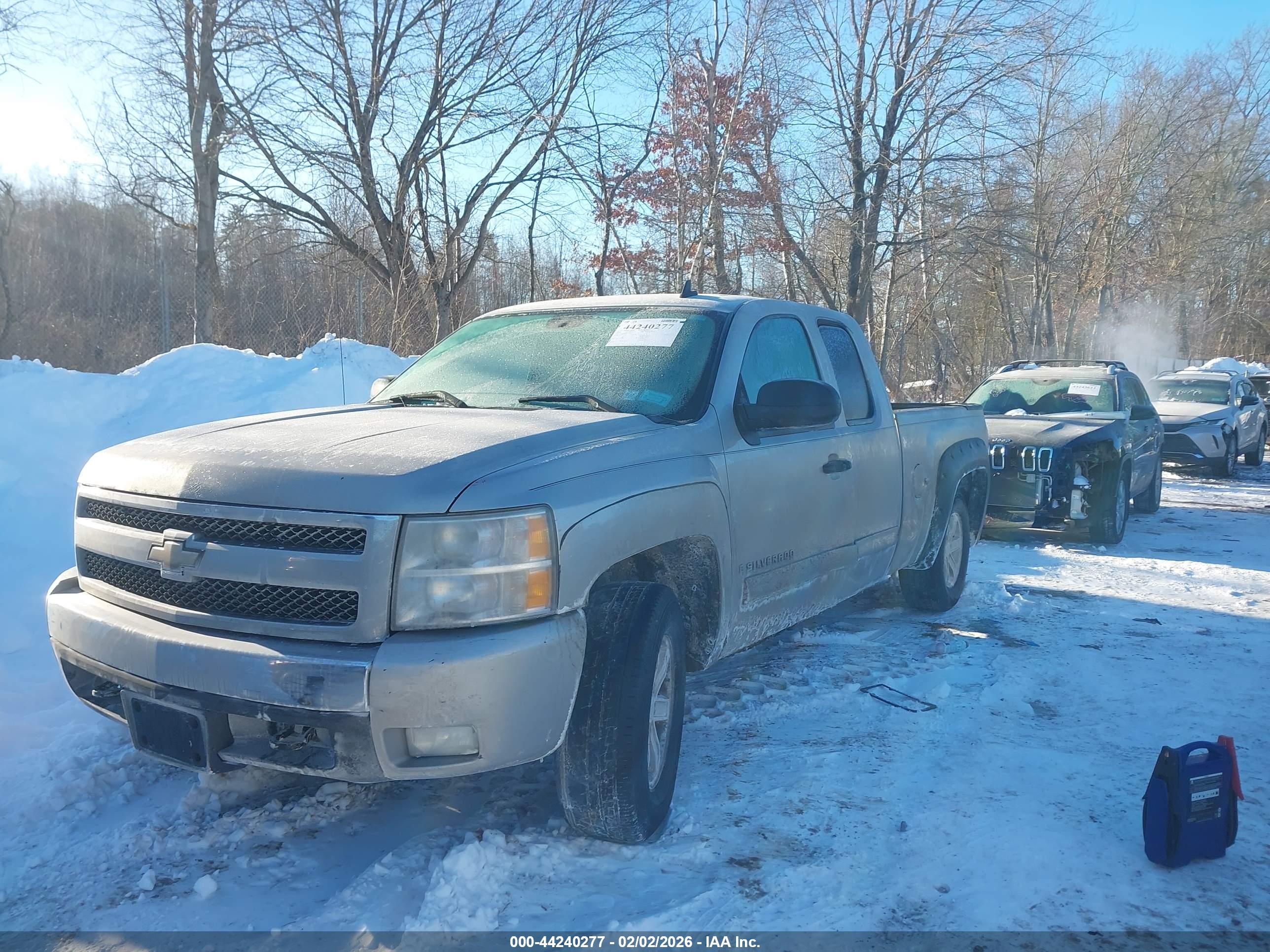 CHEVROLET SILVERADO image 2