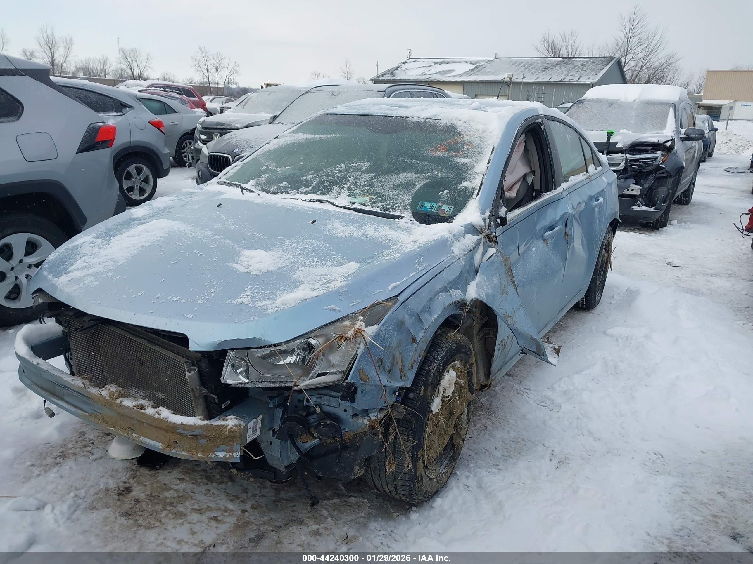 CHEVROLET CRUZE image 2