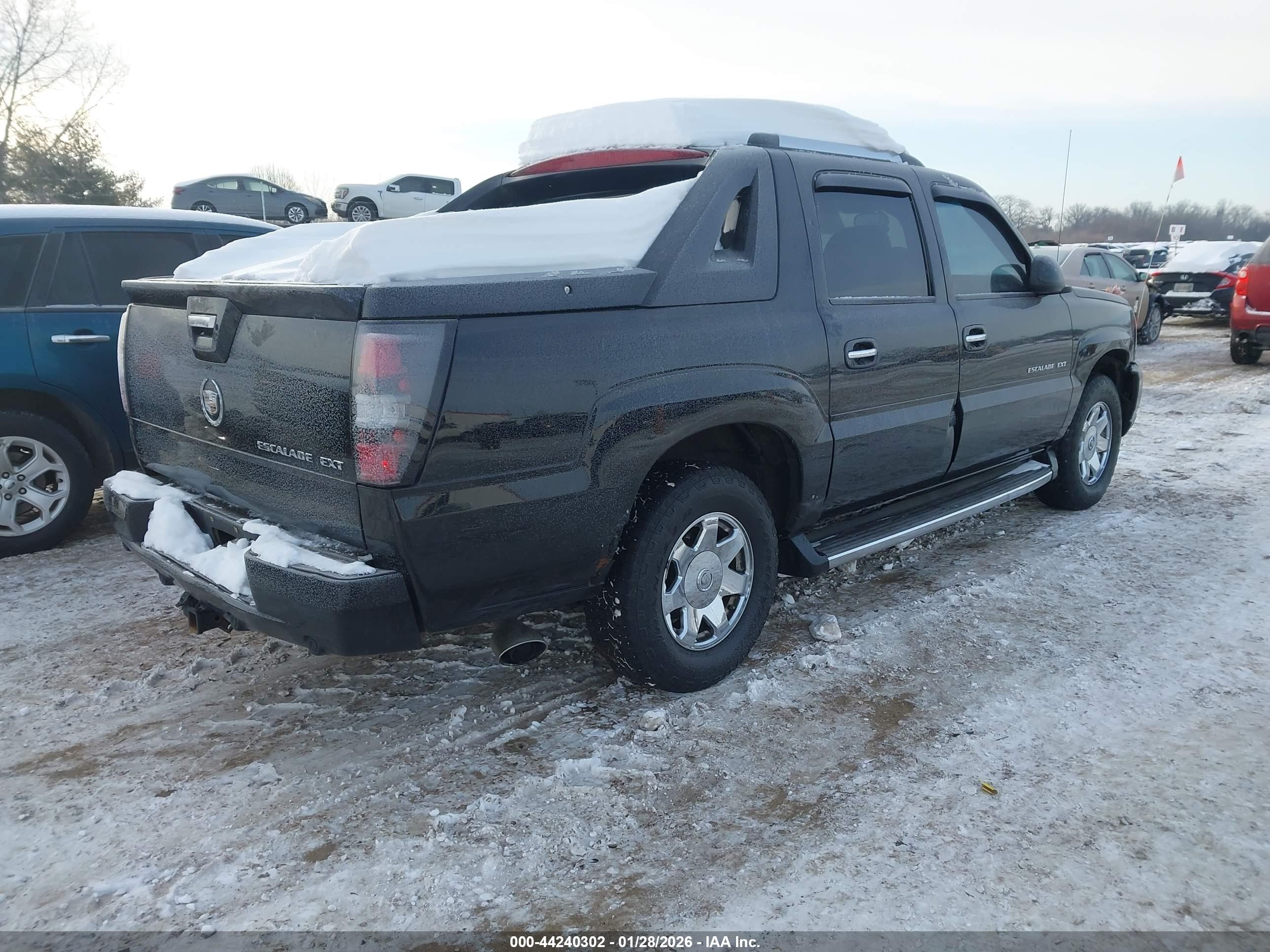 CADILLAC ESCALADE image 4
