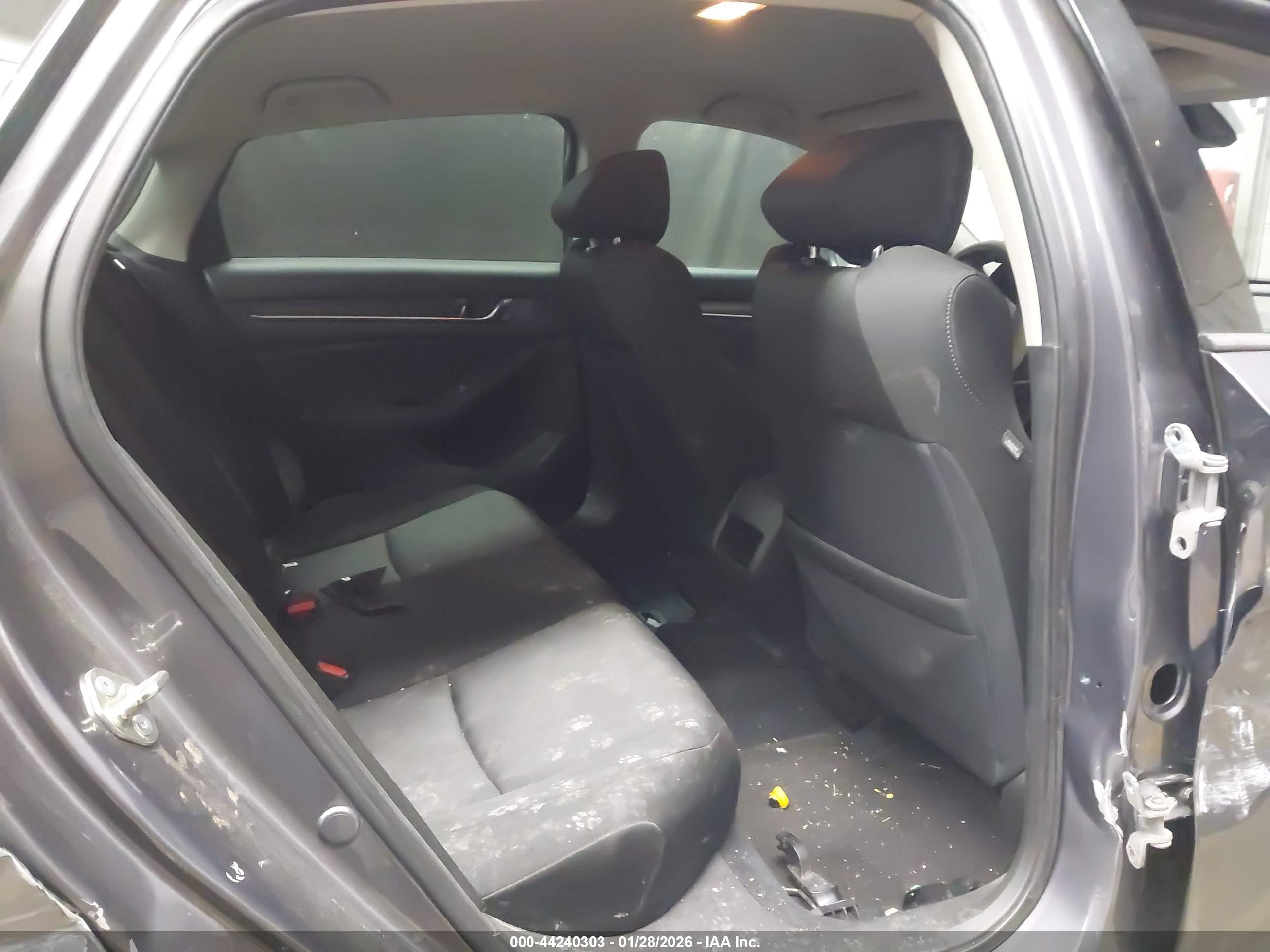 HONDA ACCORD image 8