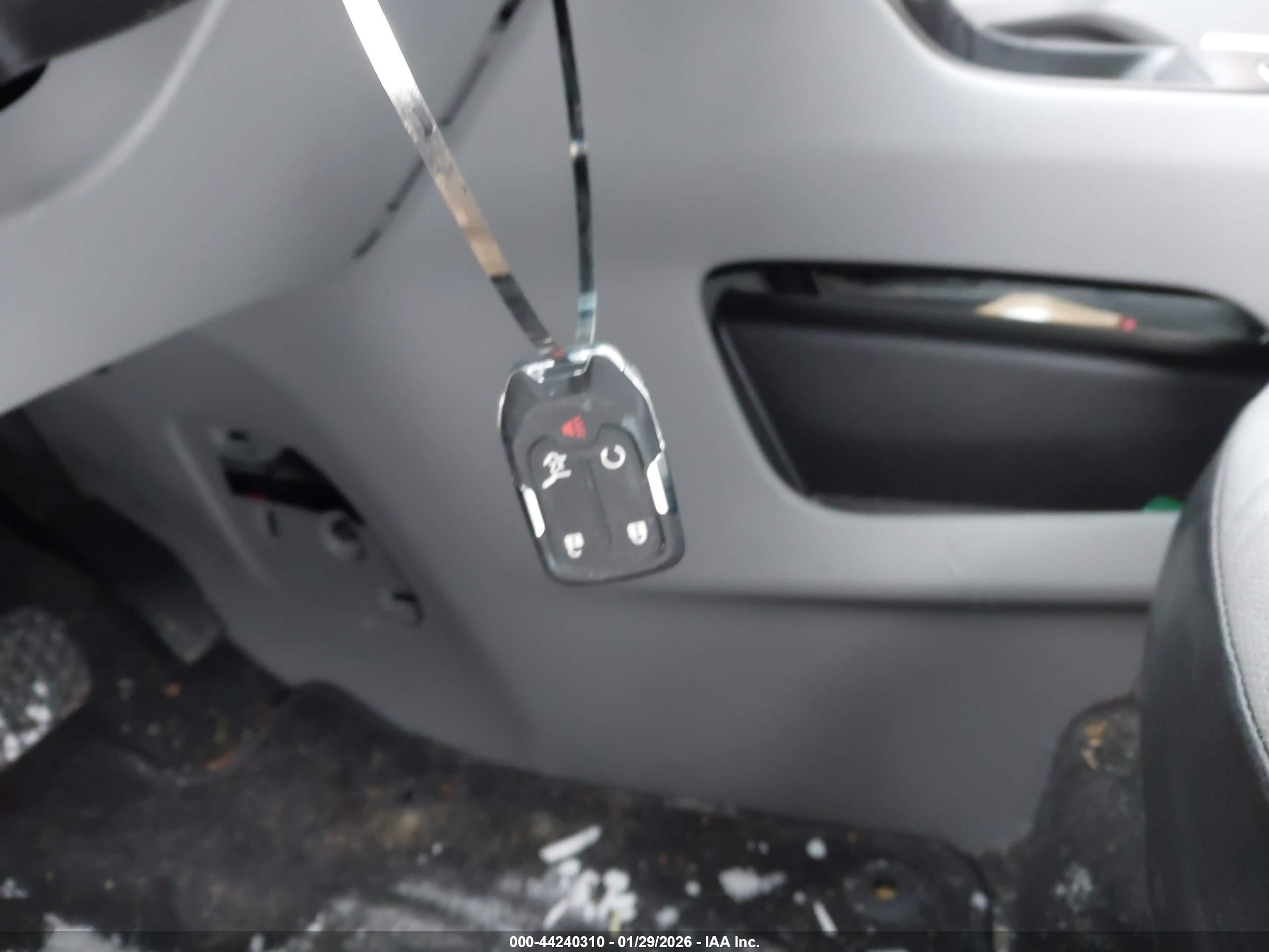 GMC TERRAIN image 11