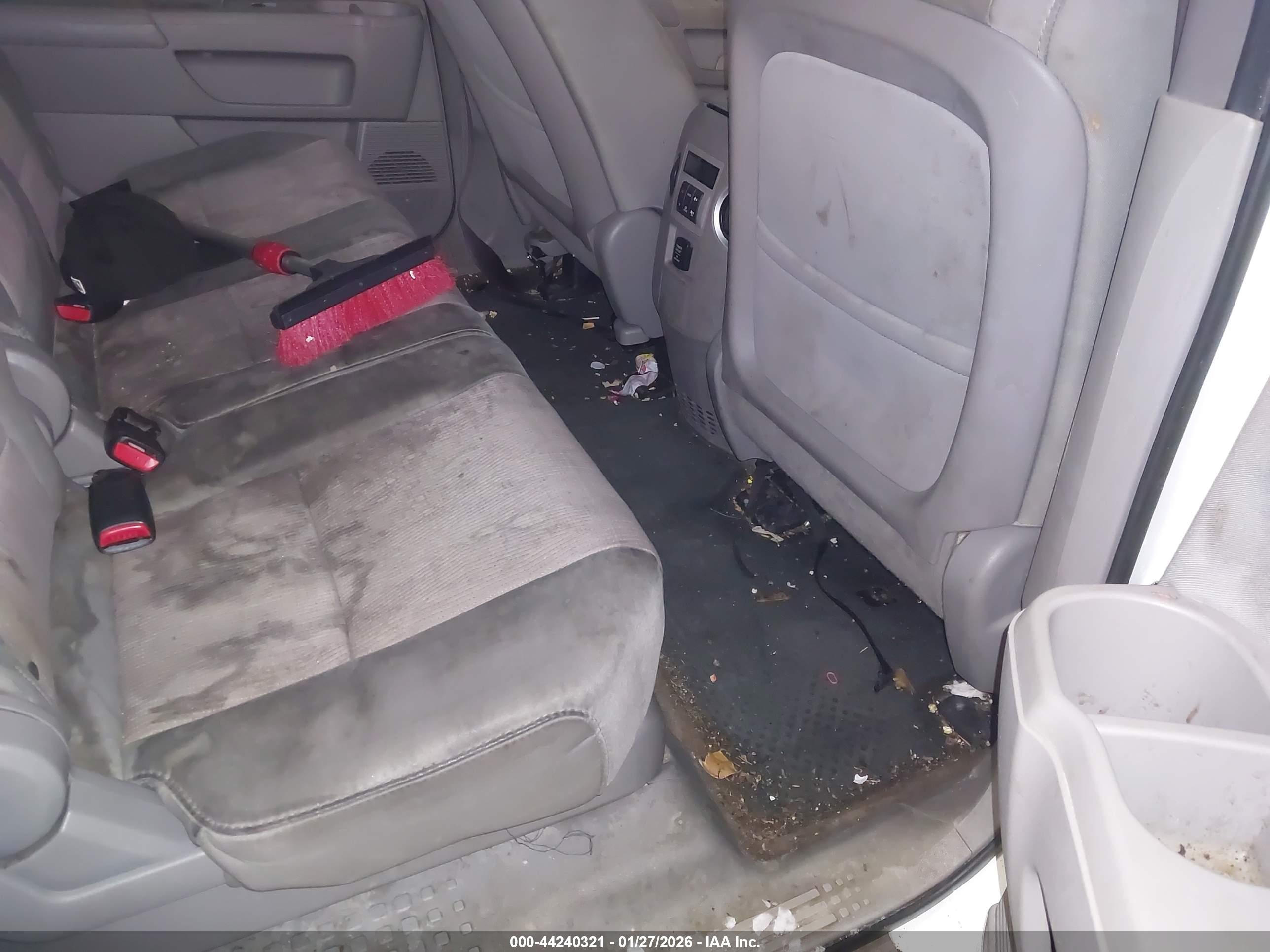 HONDA PILOT image 8