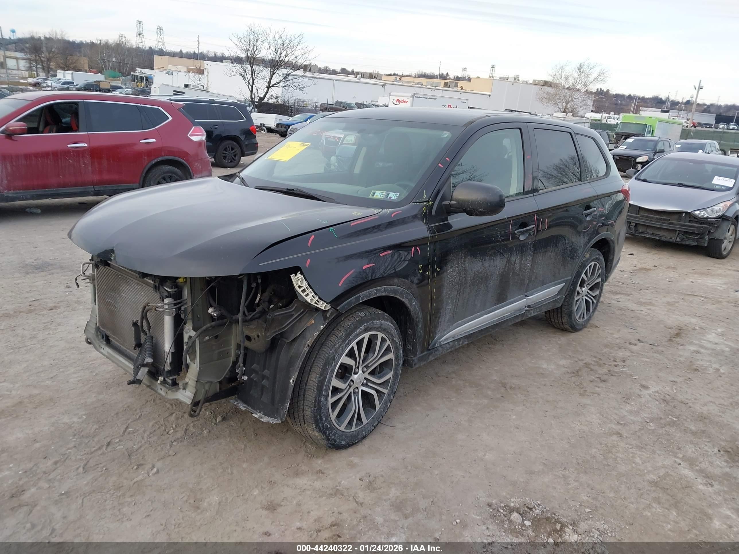 MITSUBISHI OUTLANDER image 2