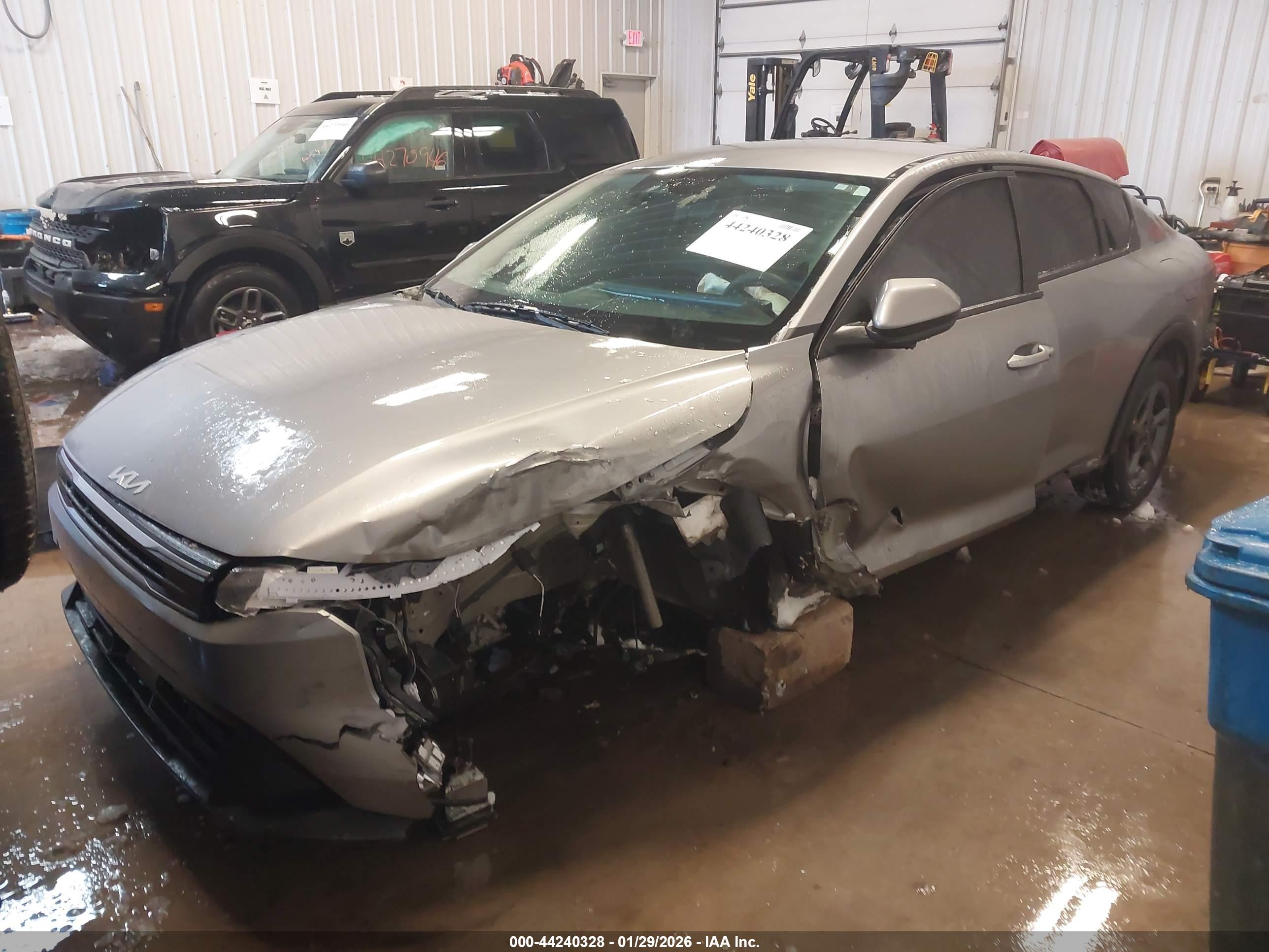 KIA K4 image 2
