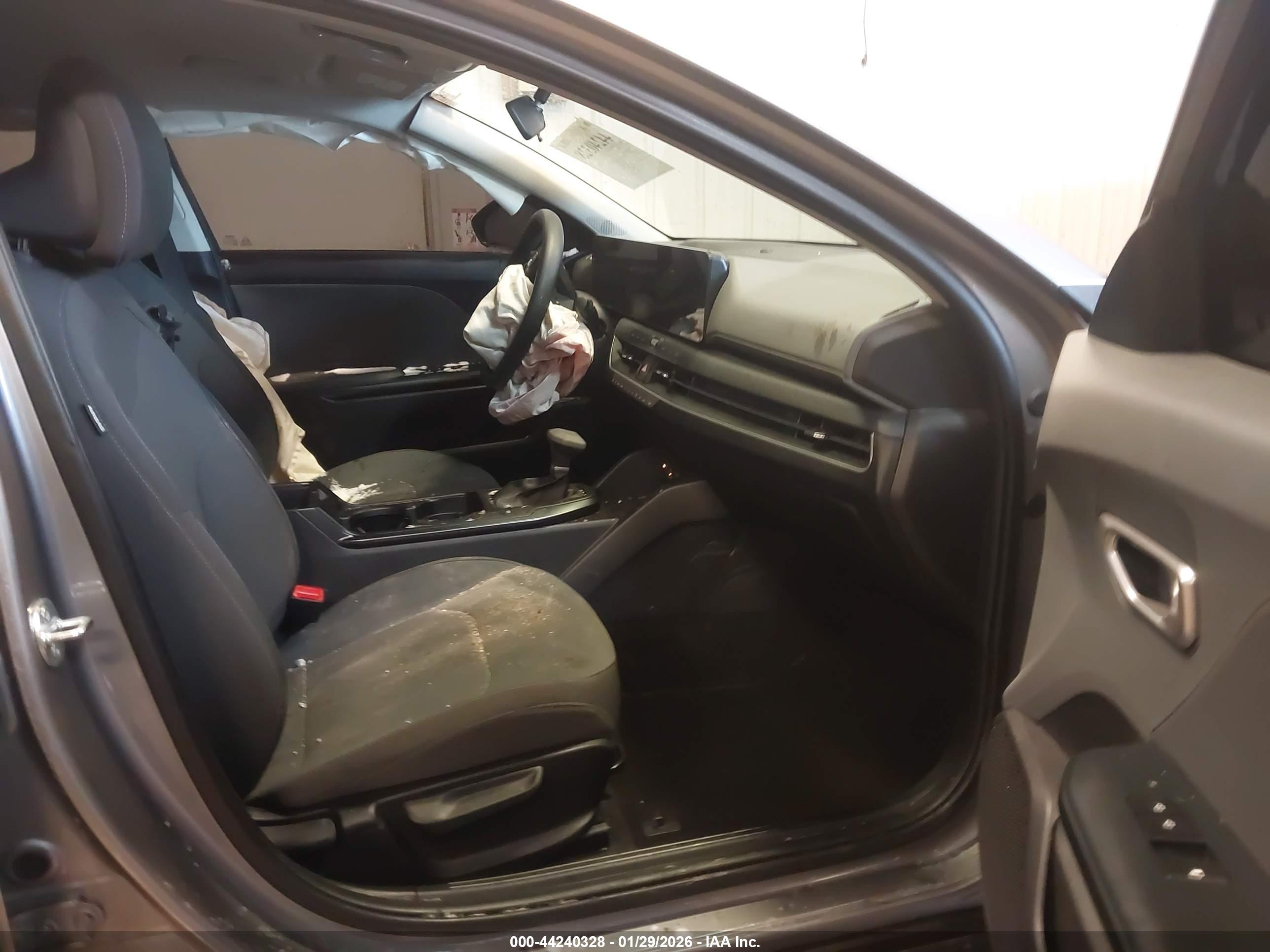 KIA K4 image 5