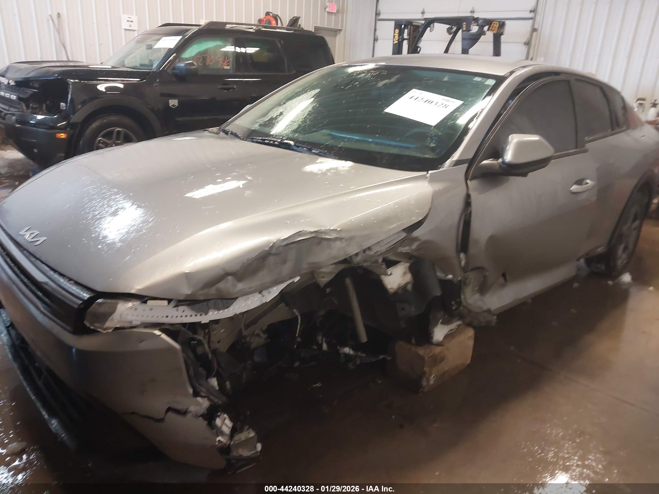 KIA K4 image 6