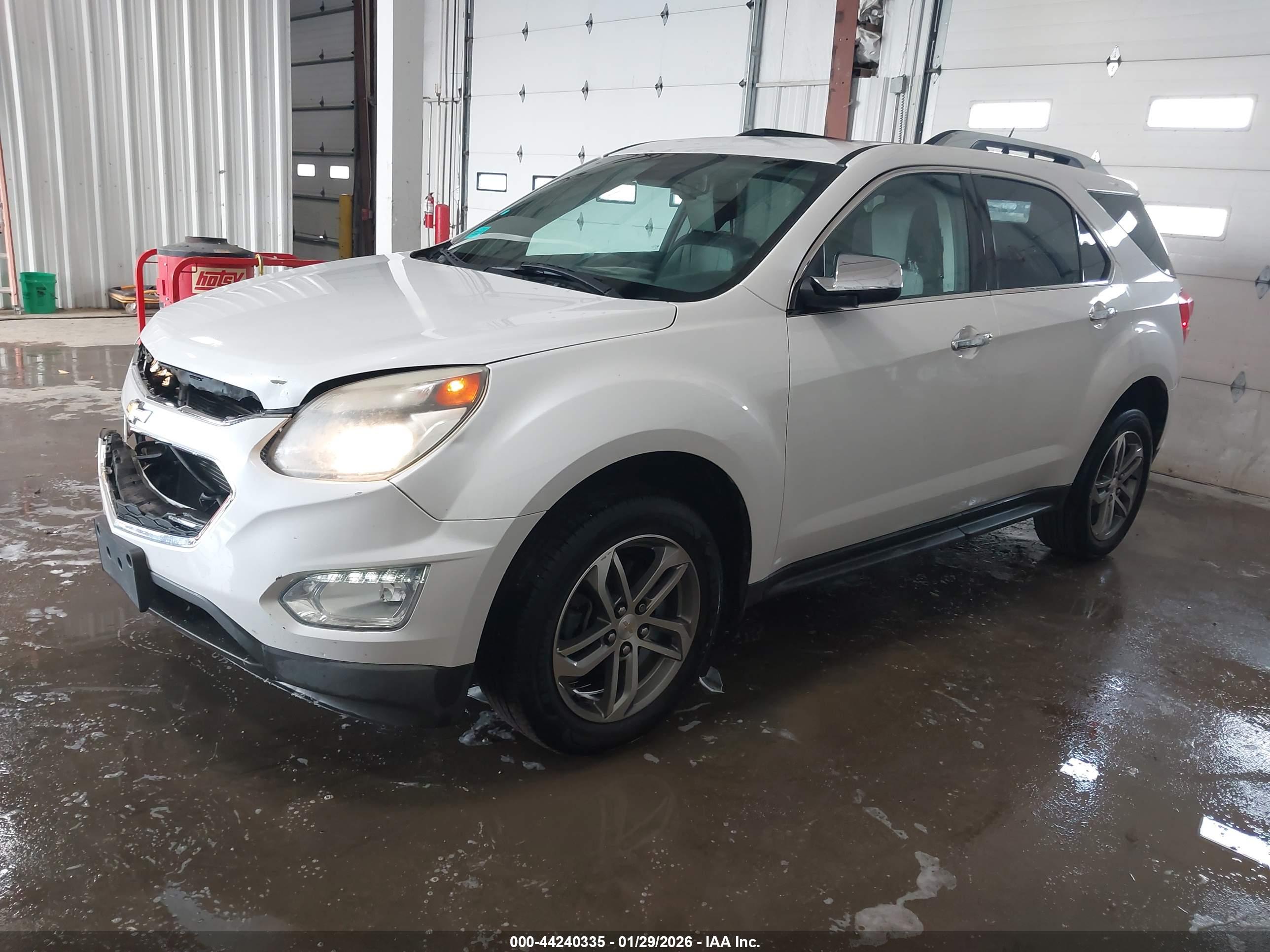 CHEVROLET EQUINOX image 2