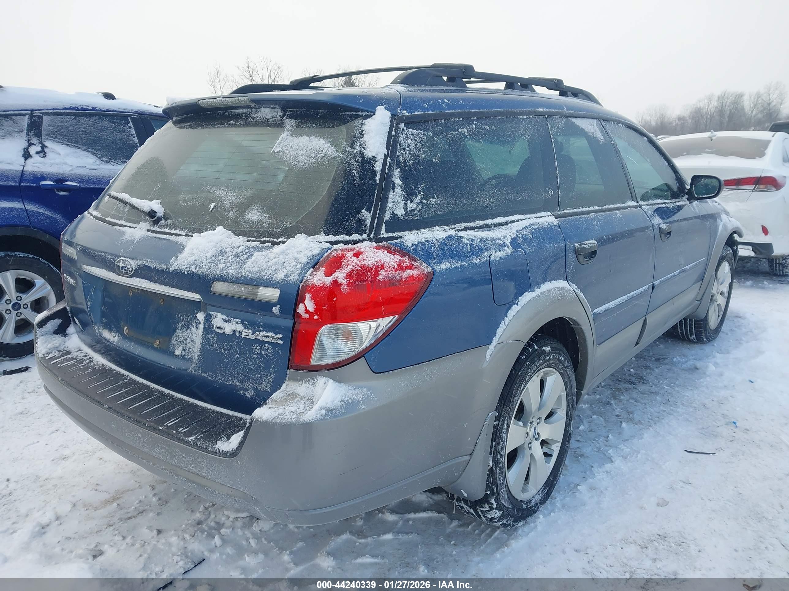 SUBARU OUTBACK image 4