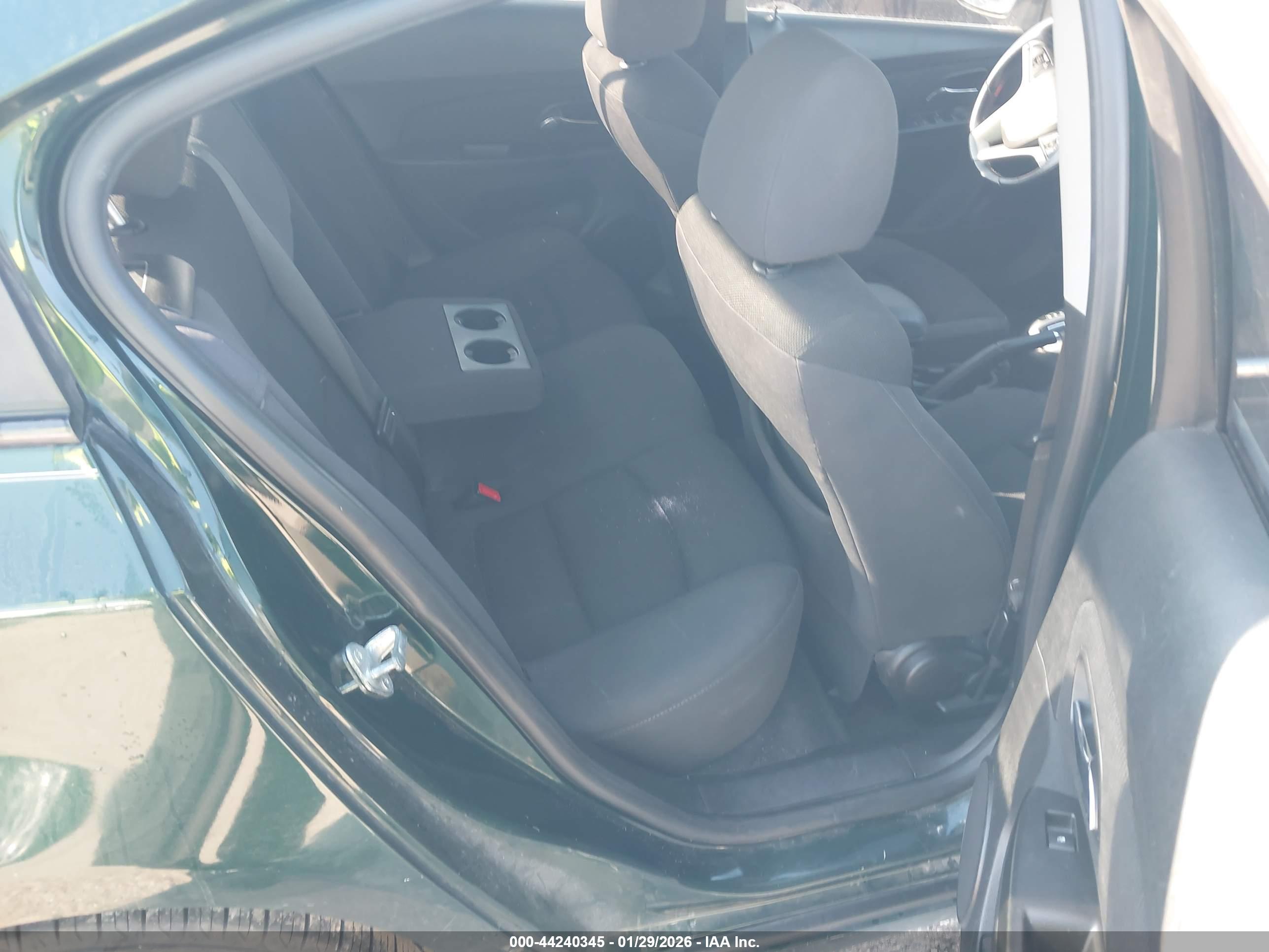 CHEVROLET CRUZE image 8