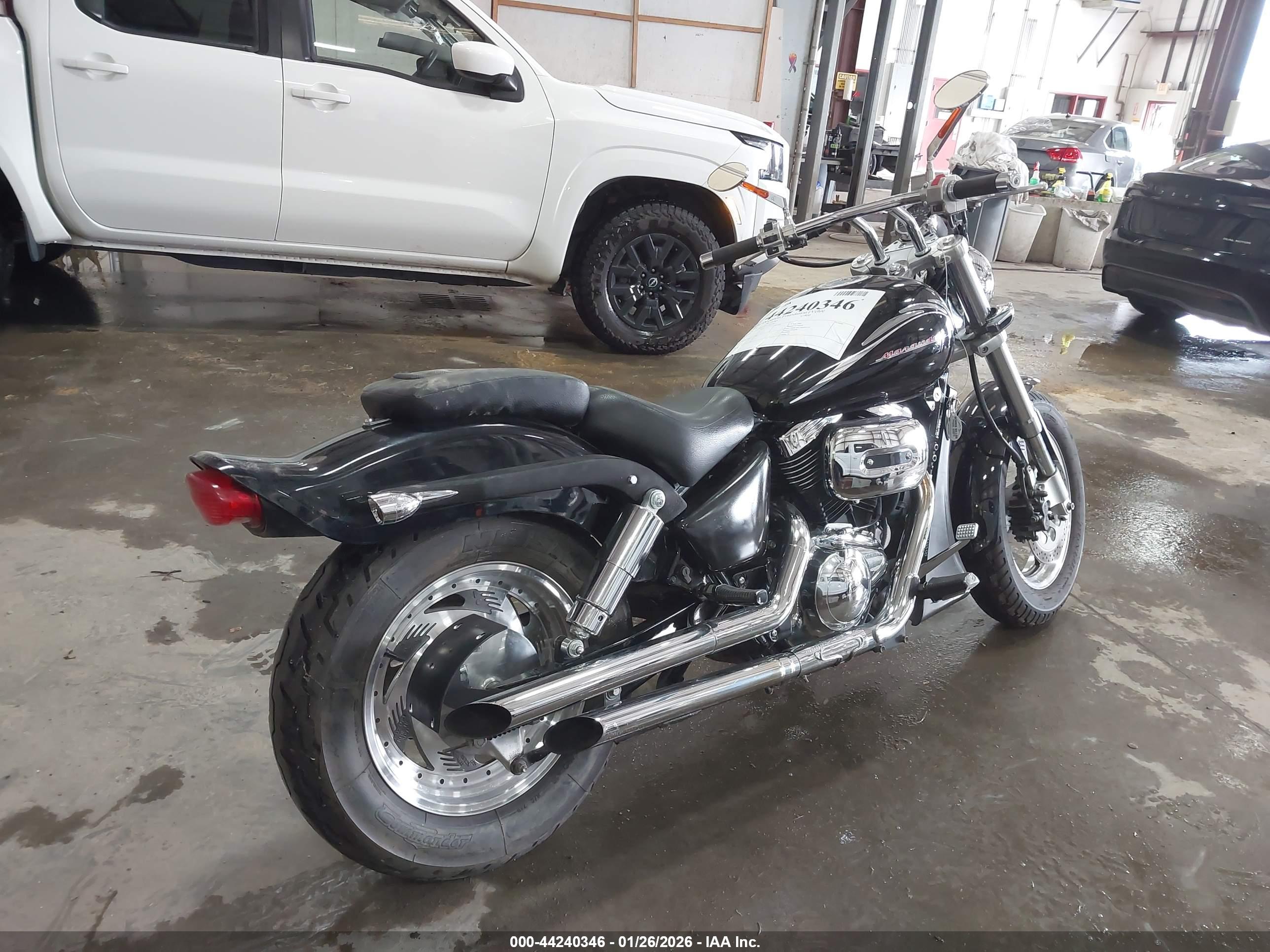 SUZUKI VZ800 image 4
