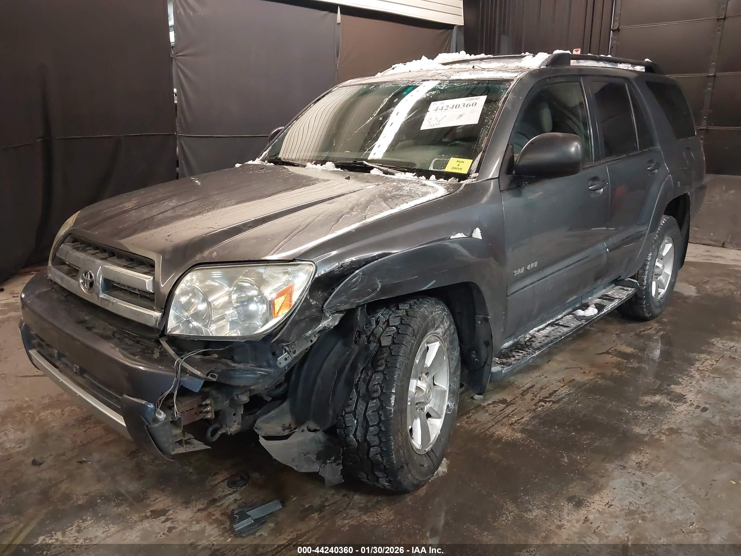 TOYOTA 4RUNNER image 2