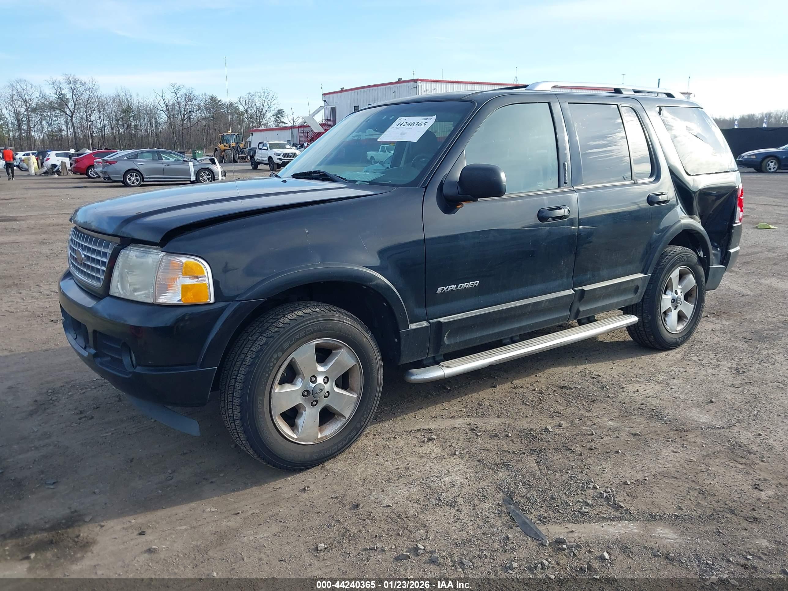 FORD EXPLORER image 2