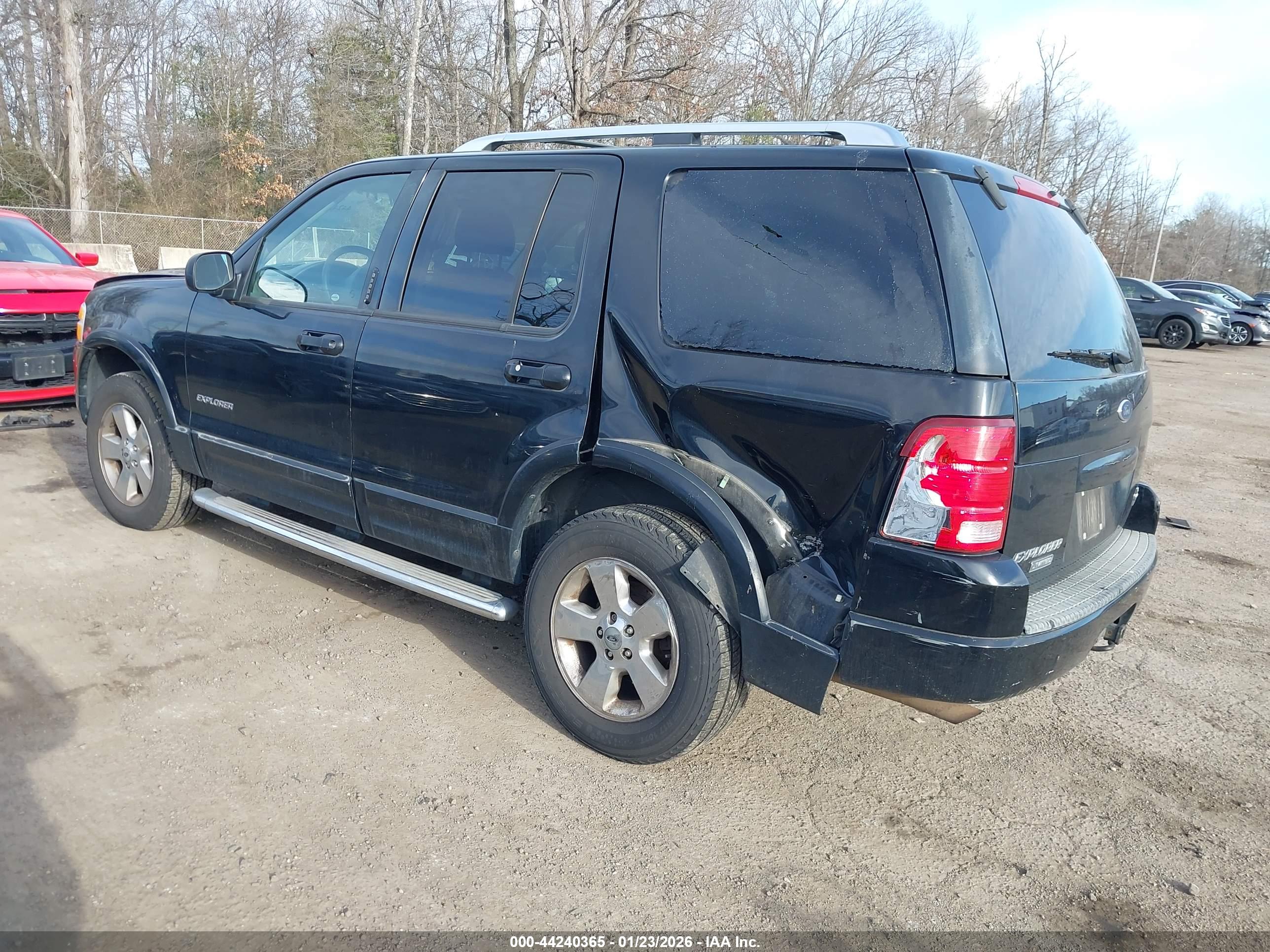 FORD EXPLORER image 3