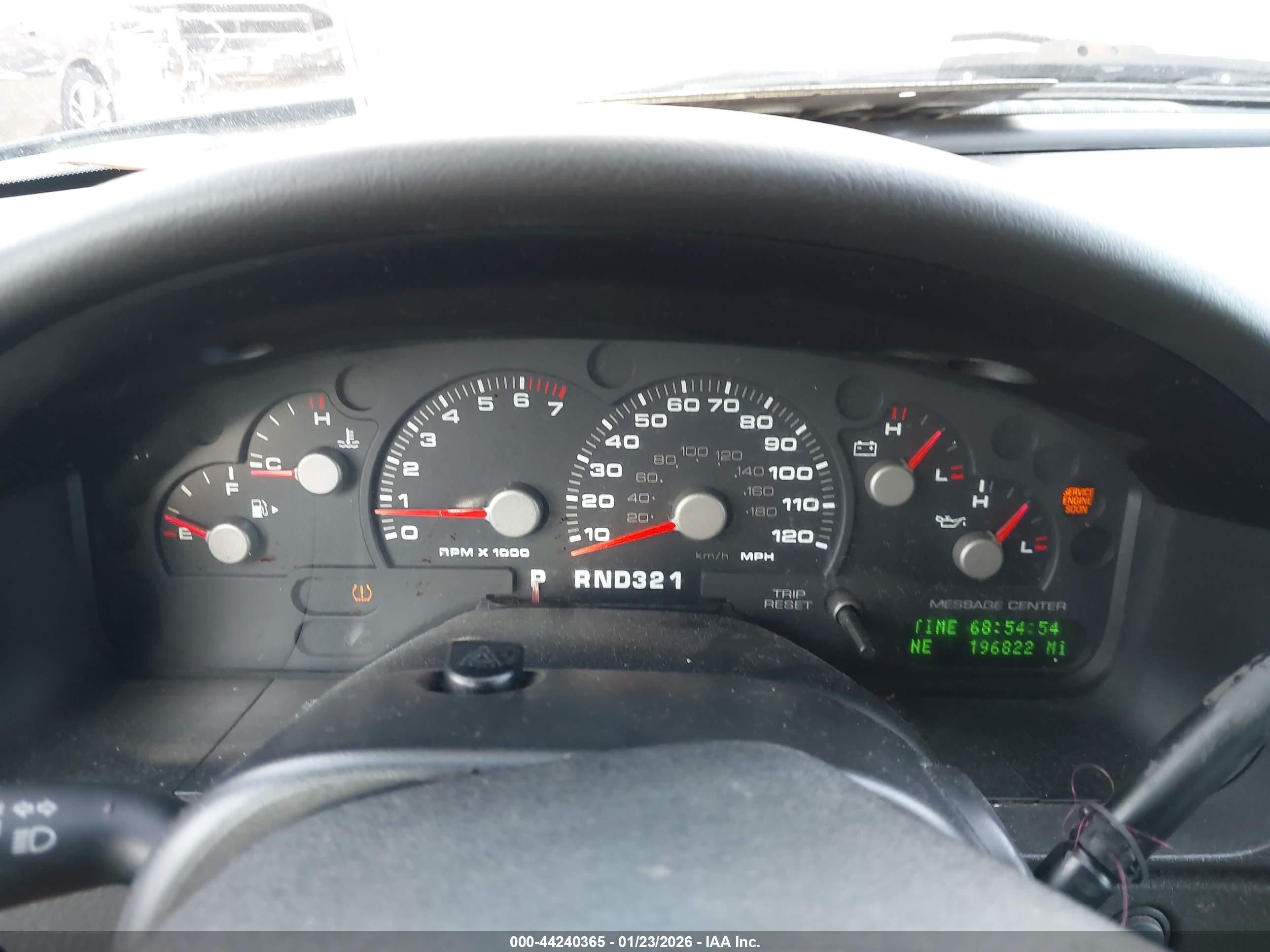 FORD EXPLORER image 7