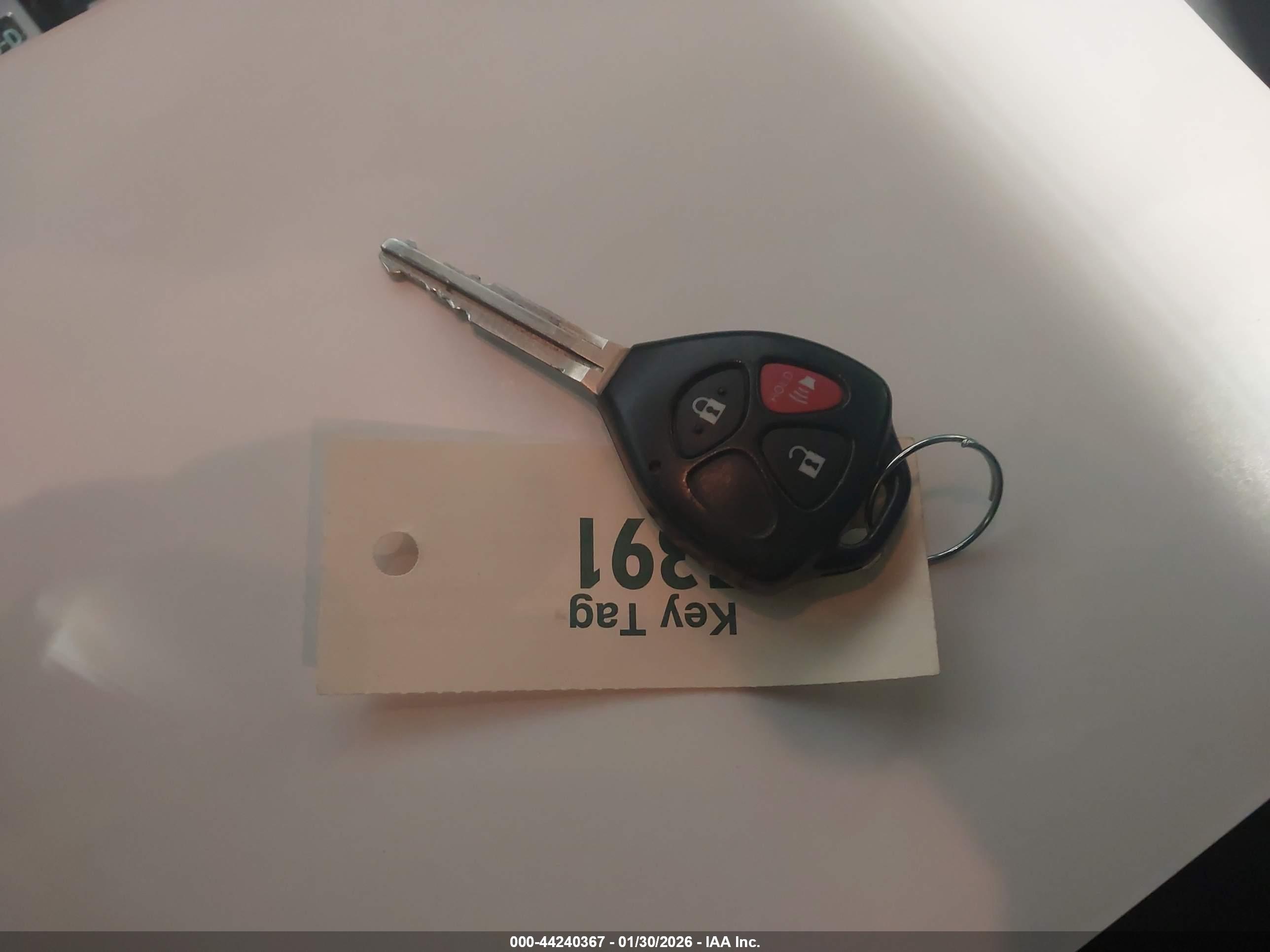 TOYOTA 4RUNNER image 11