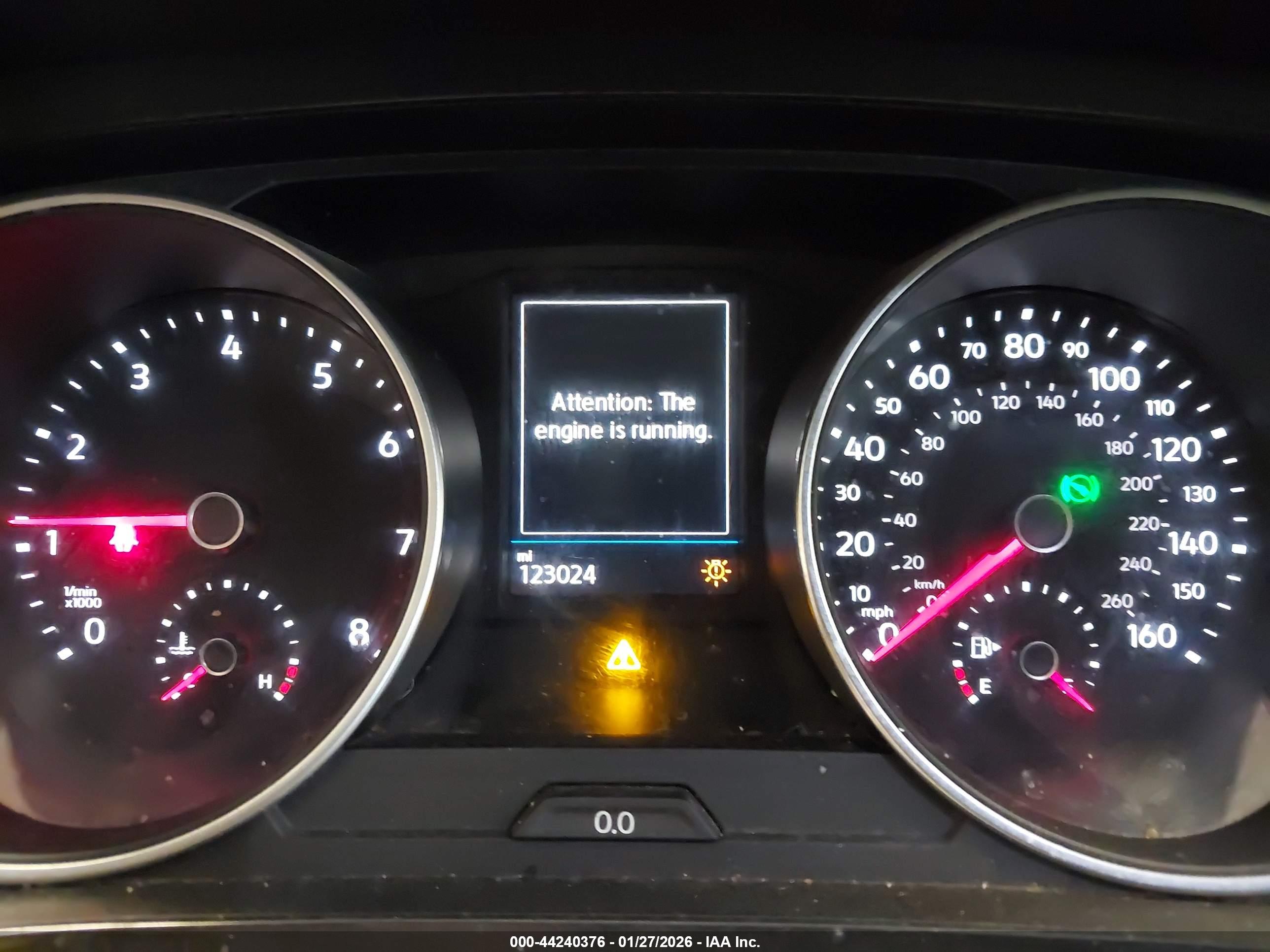 VOLKSWAGEN TIGUAN image 7