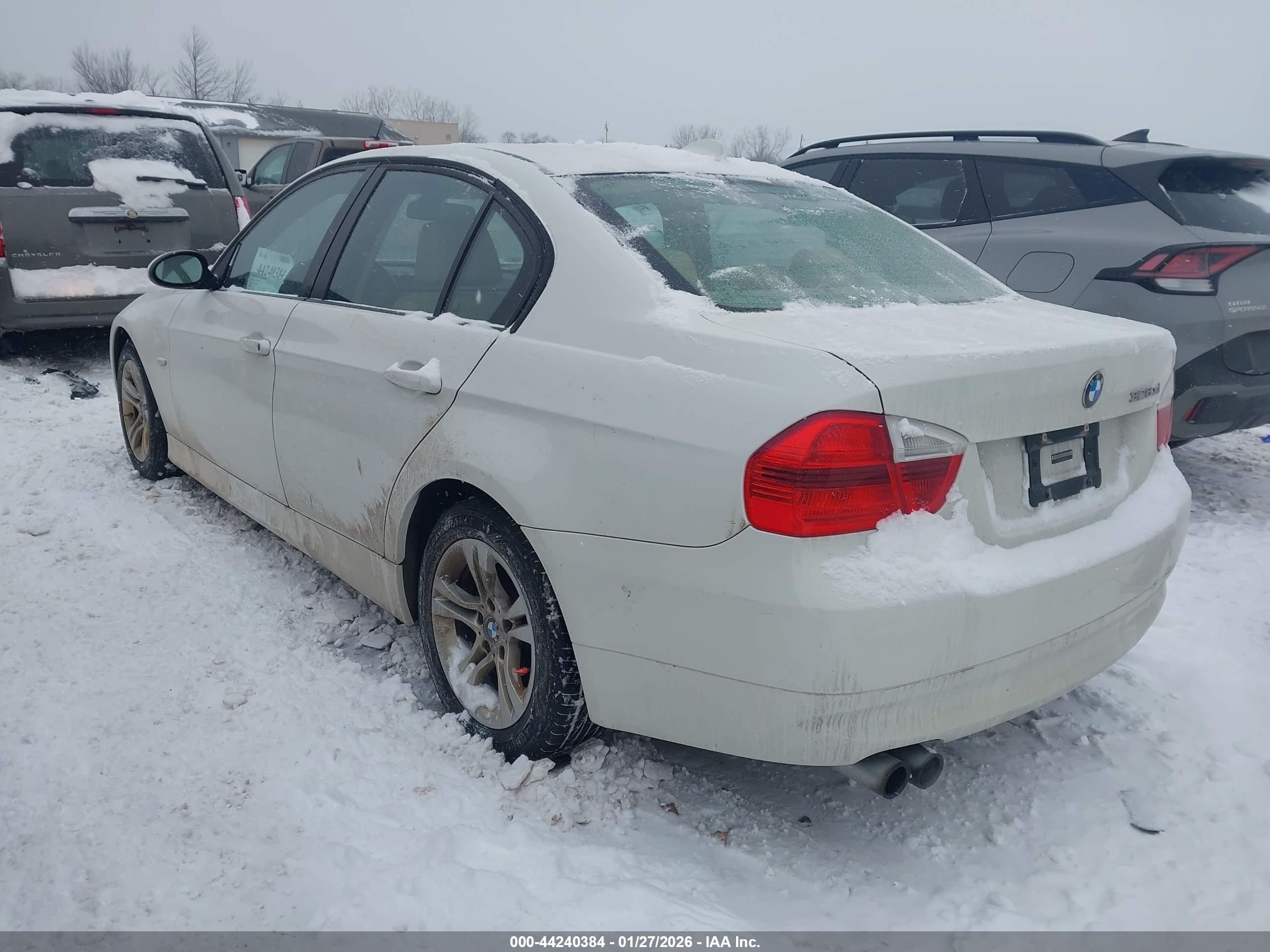 BMW 328XI image 3