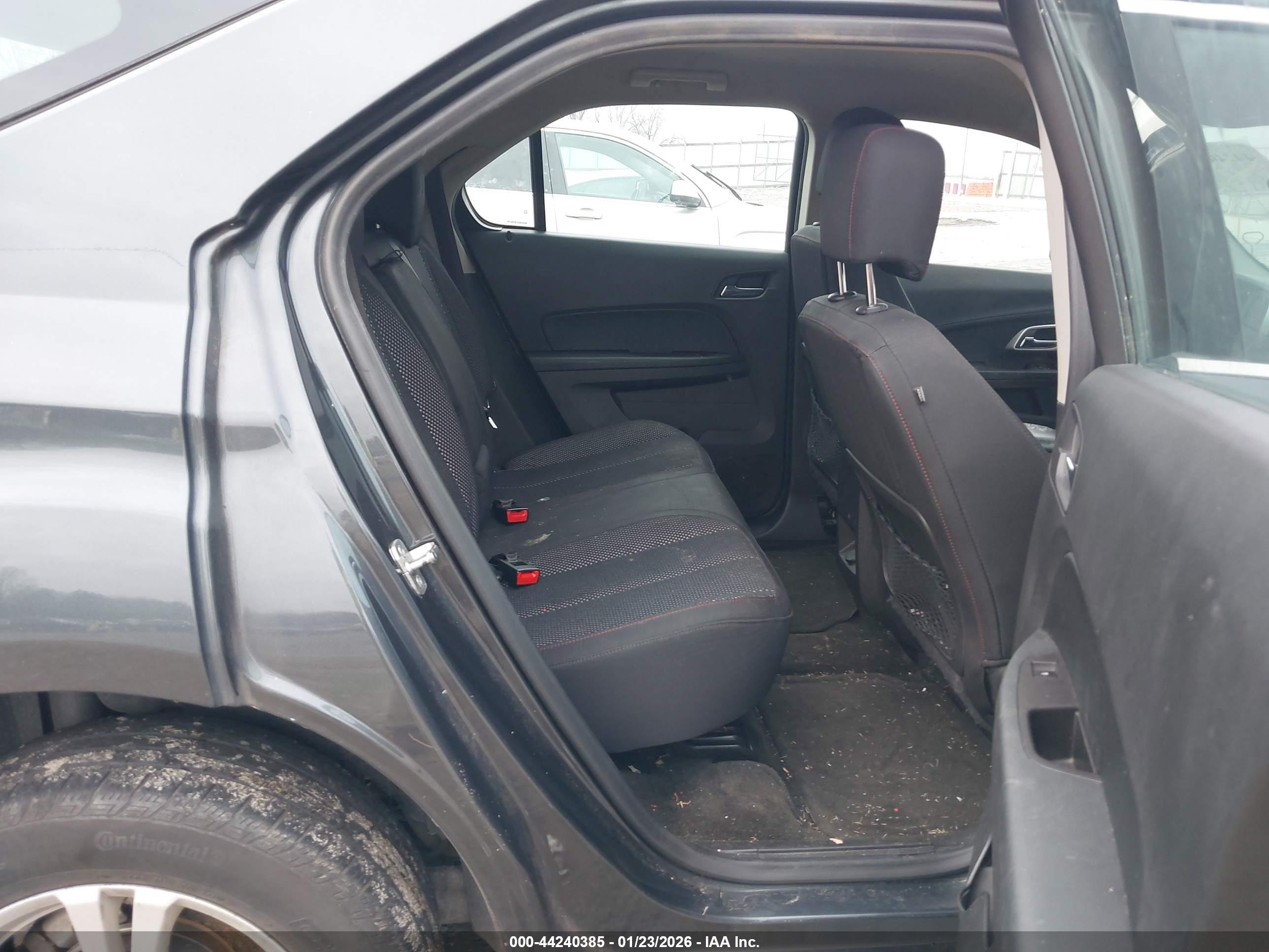 CHEVROLET EQUINOX image 8