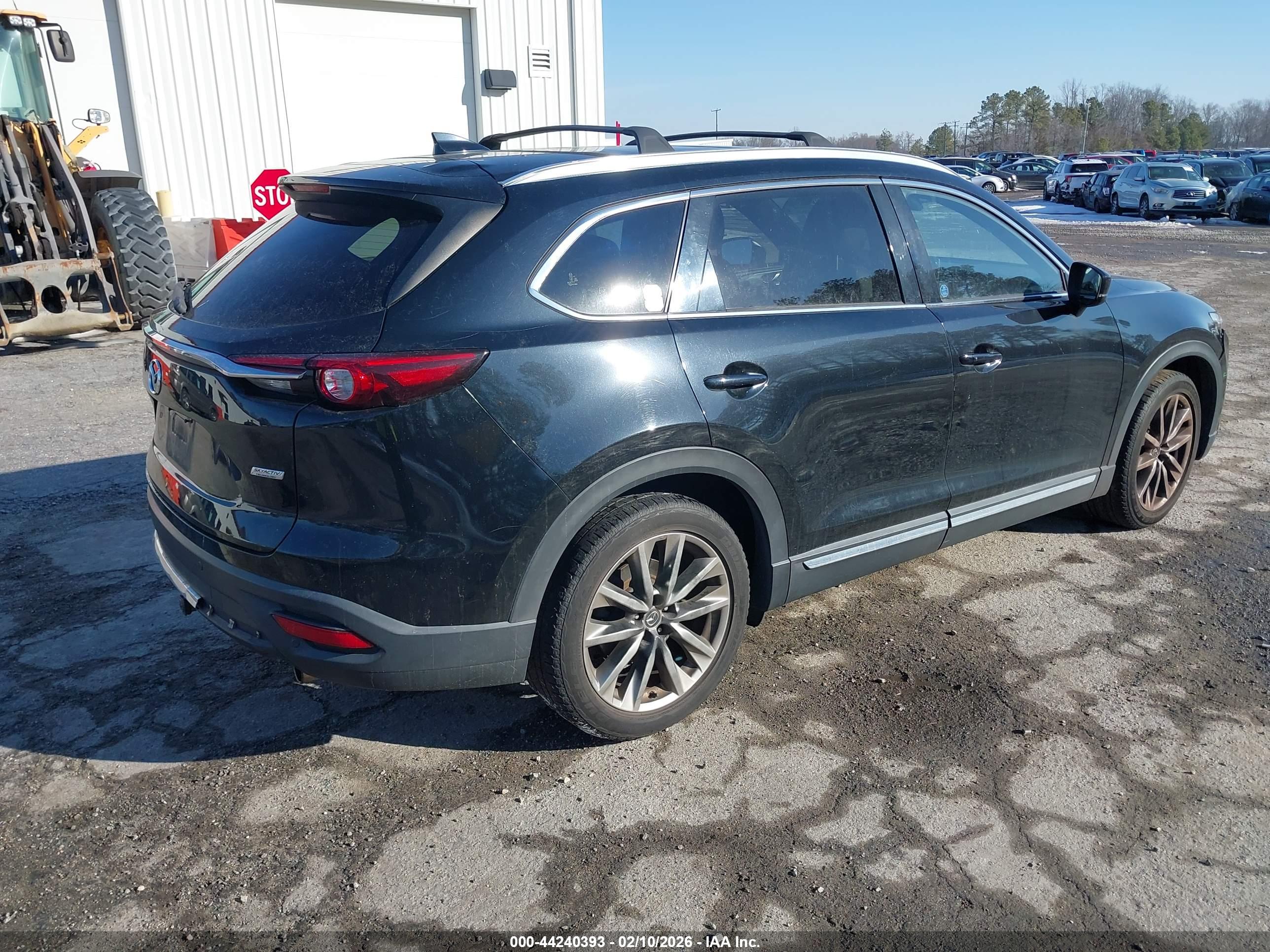 MAZDA CX-9 image 4