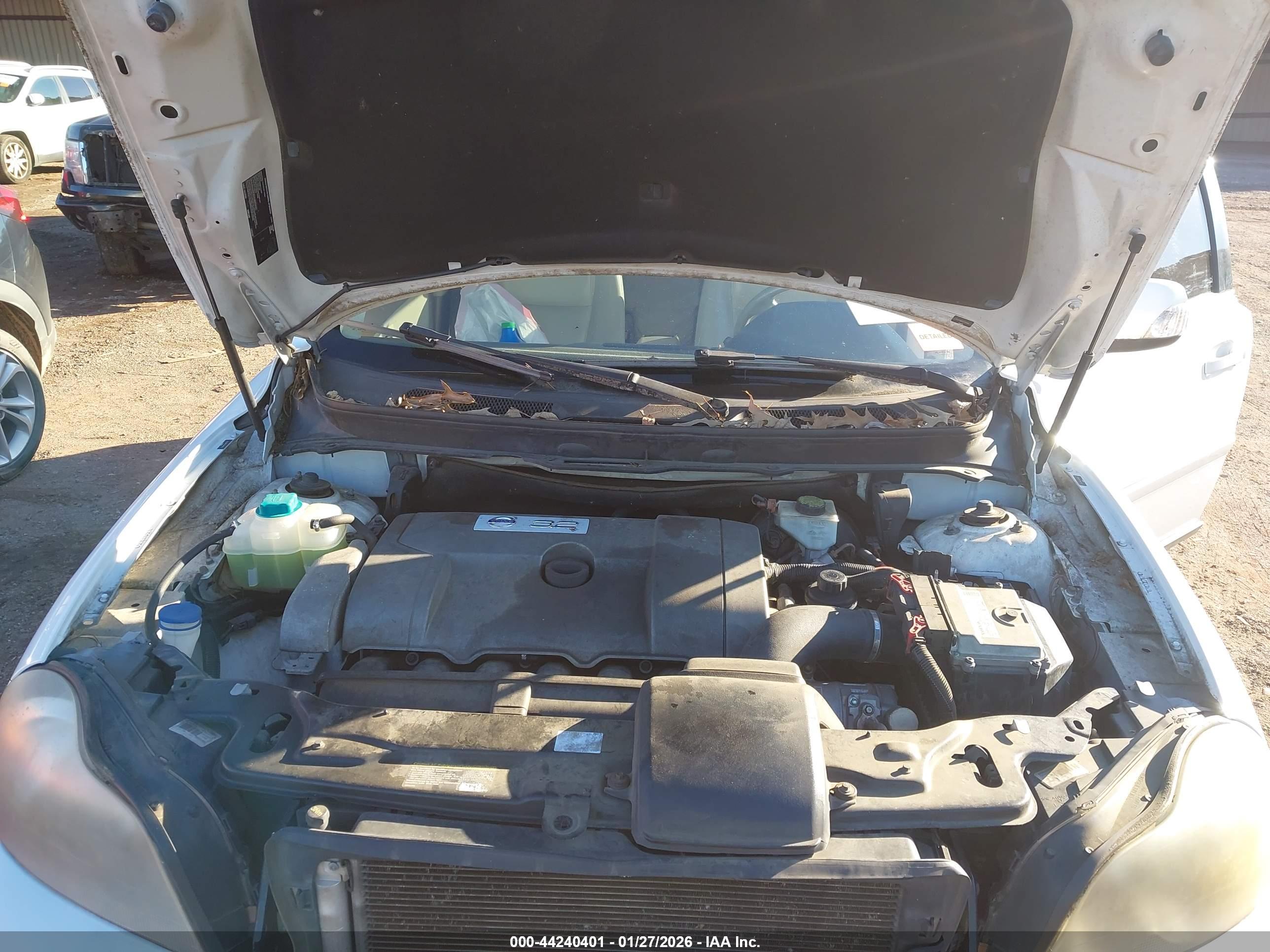 VOLVO XC90 image 10
