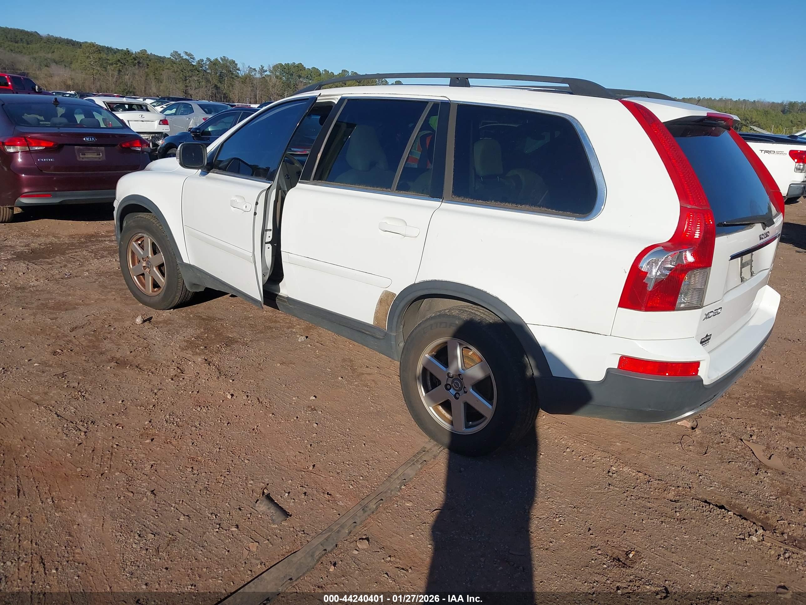 VOLVO XC90 image 3