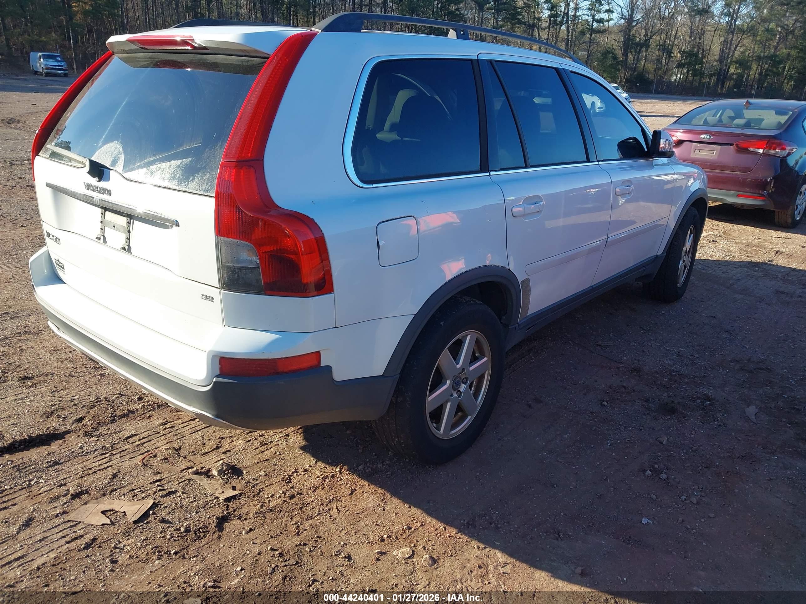 VOLVO XC90 image 4