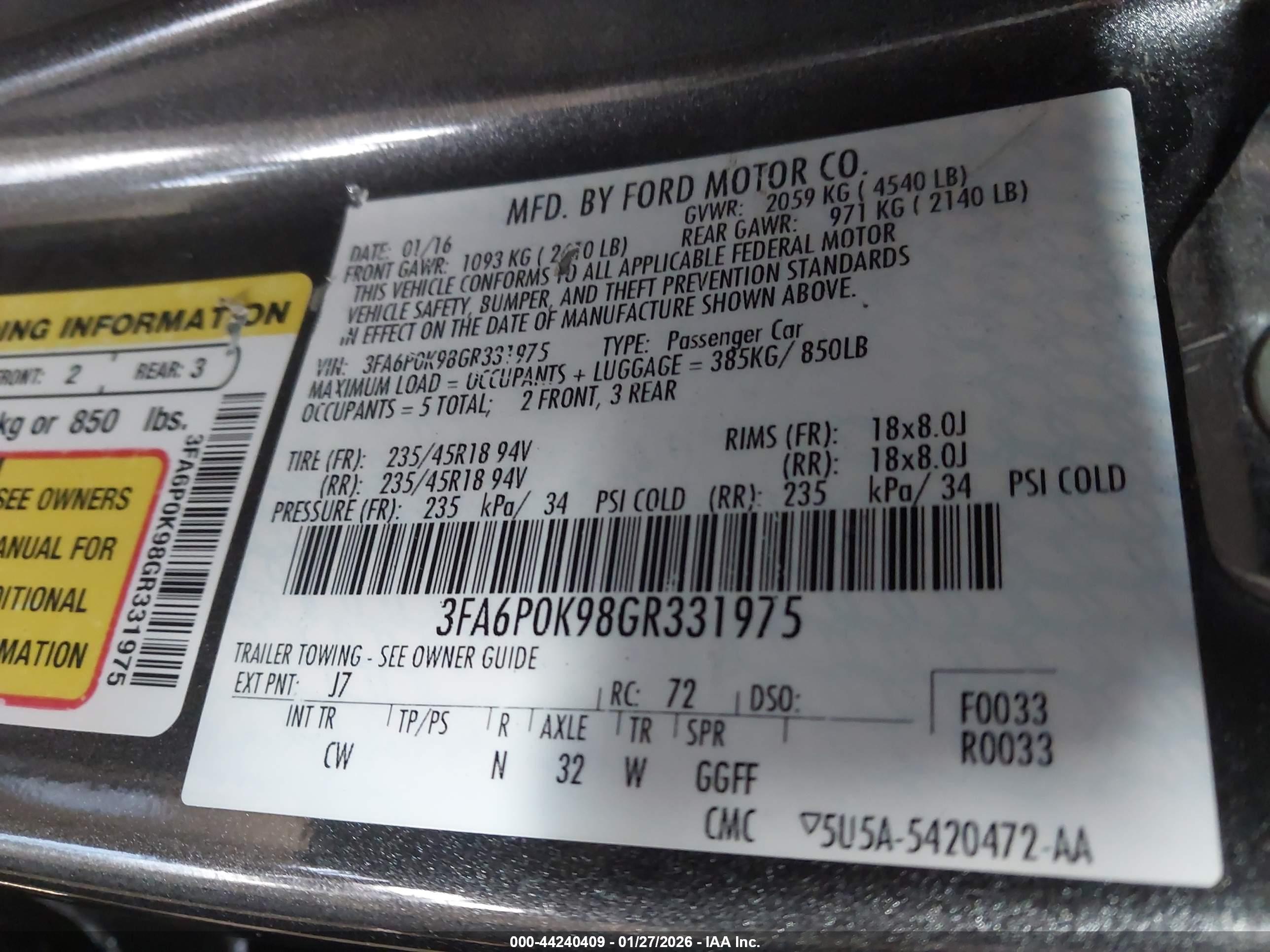 FORD FUSION image 9