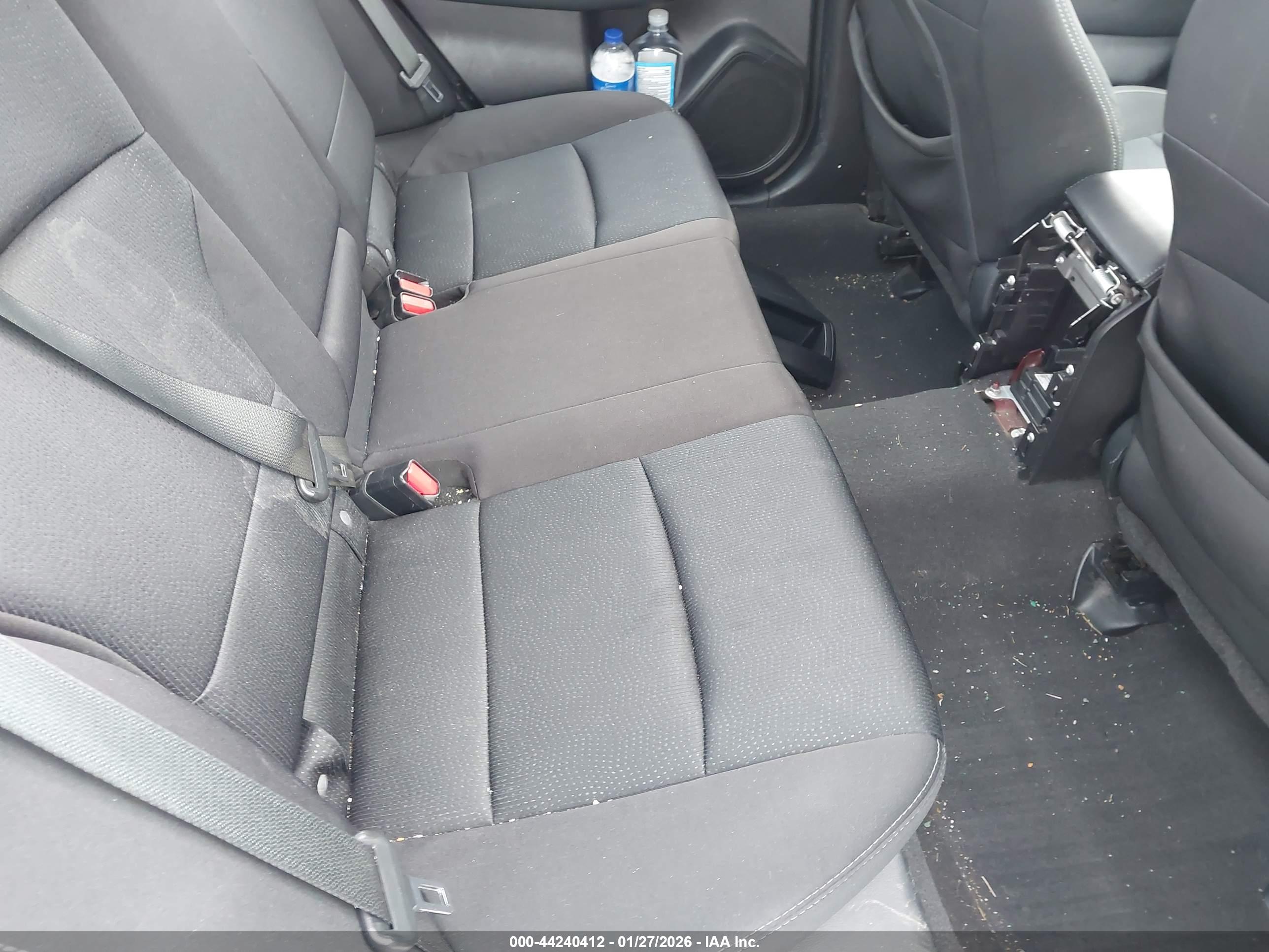 SUBARU LEGACY image 8