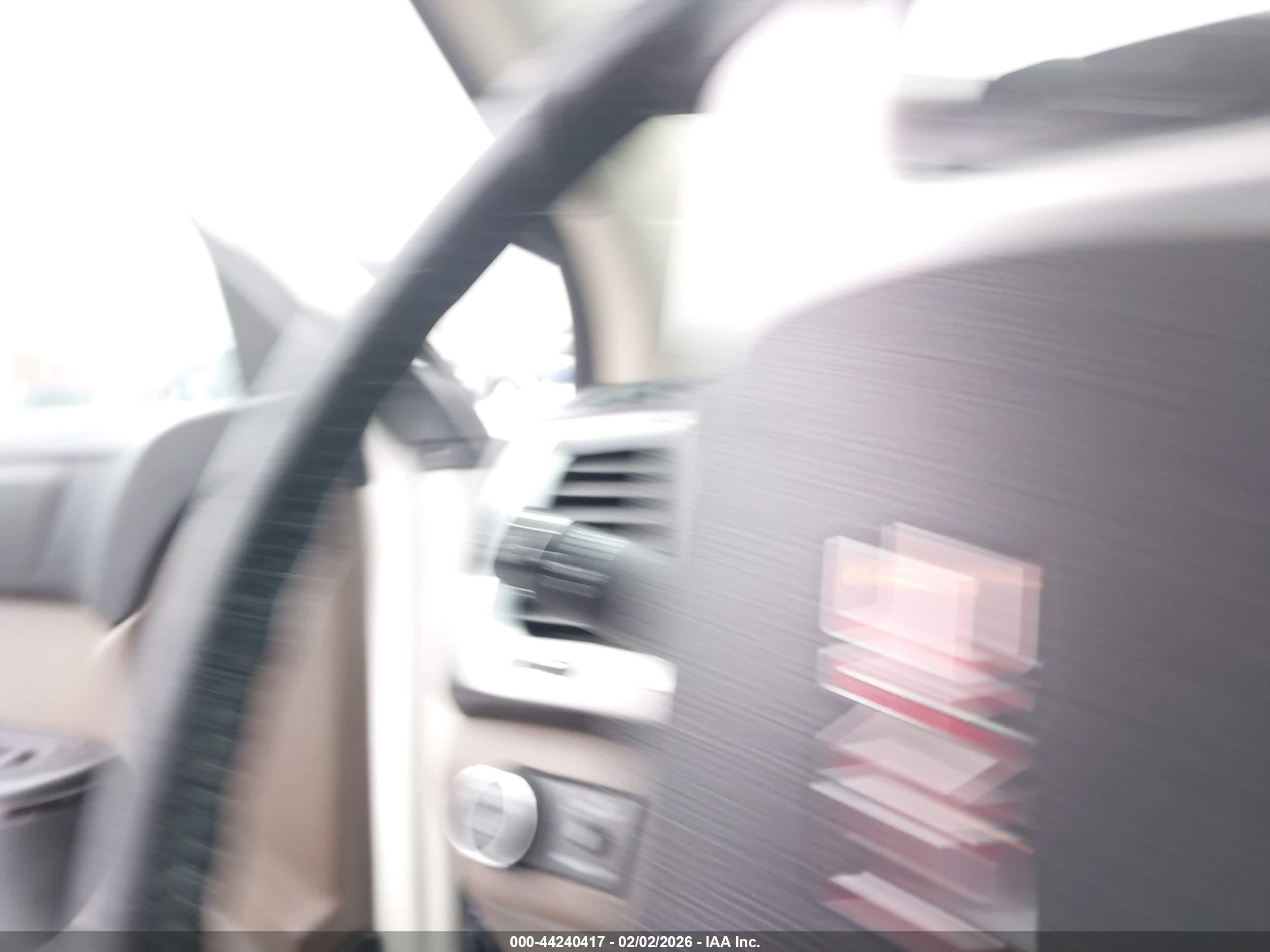 GMC ACADIA image 11