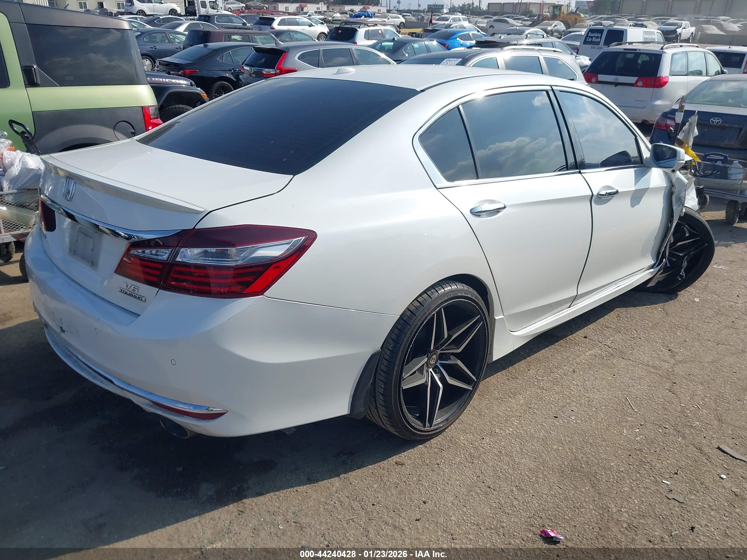 HONDA ACCORD image 4