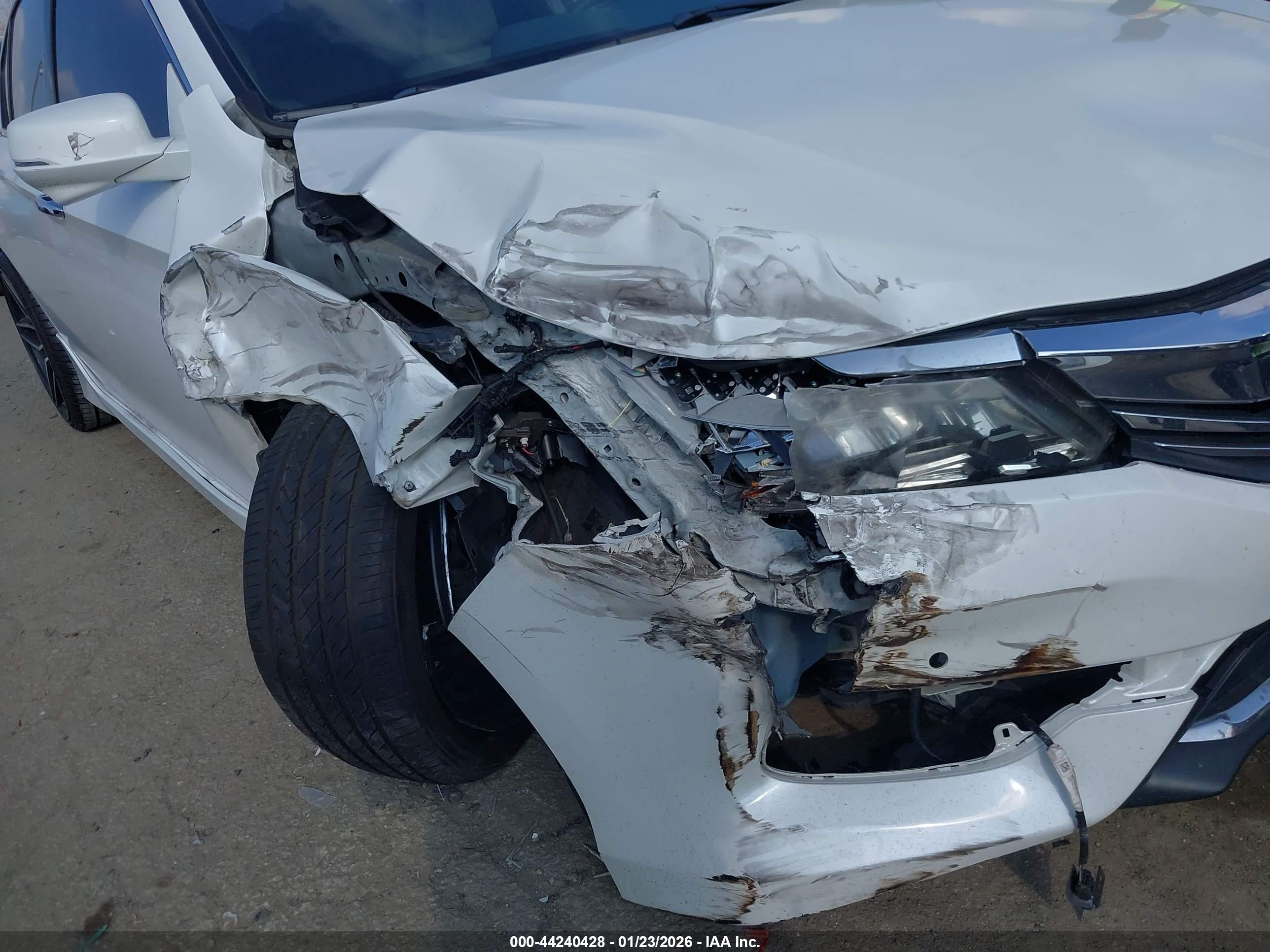 HONDA ACCORD image 6