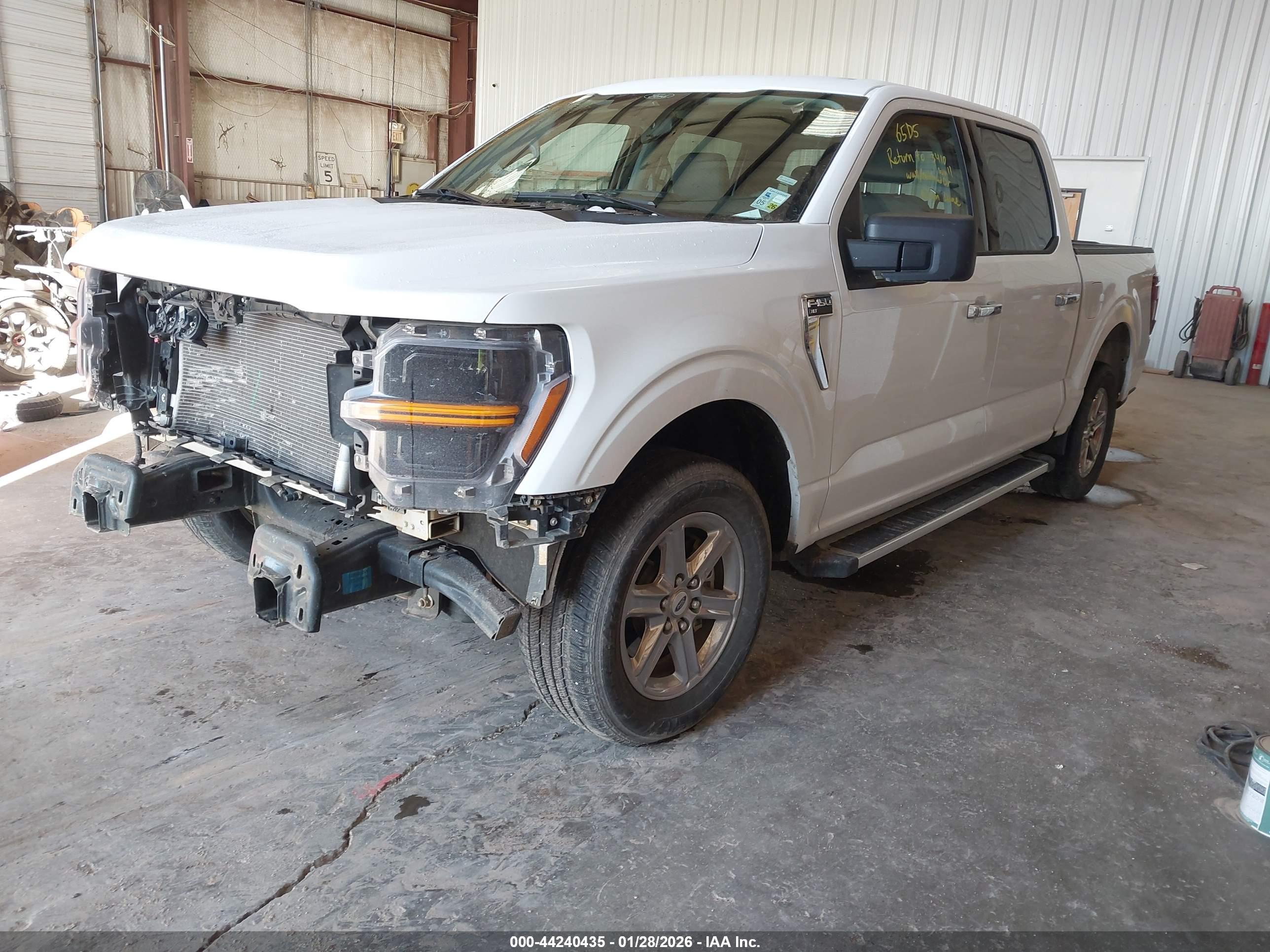 FORD F-150 image 2