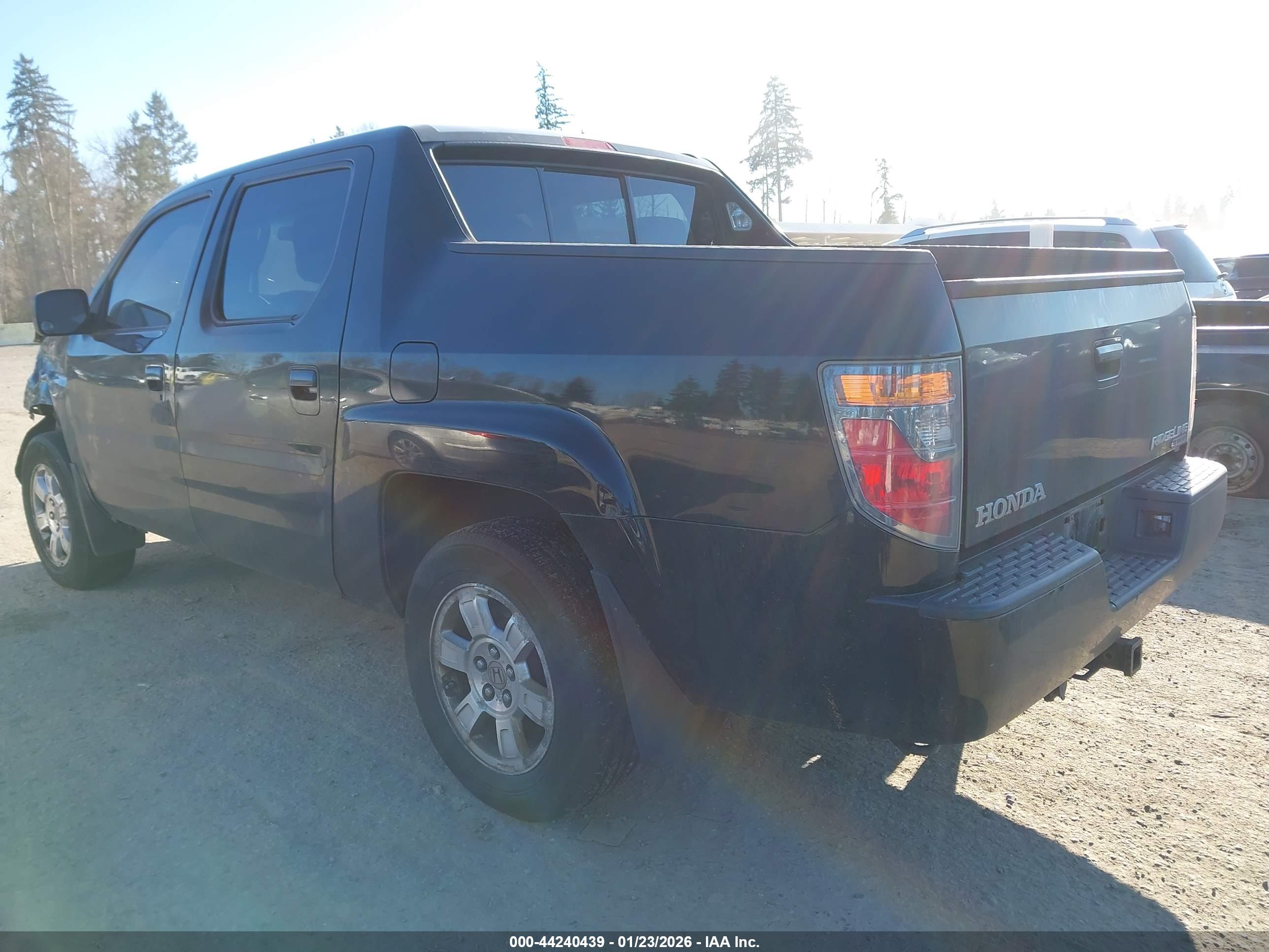 HONDA RIDGELINE image 3